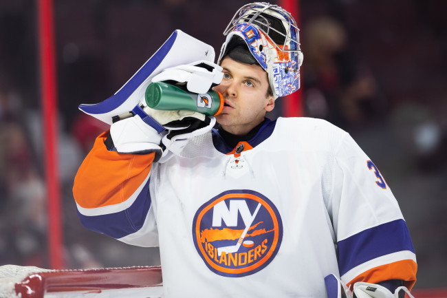 New York Islanders Mathew Barzal Serving as Role Model For Connor Bedard -  New York Islanders Hockey Now