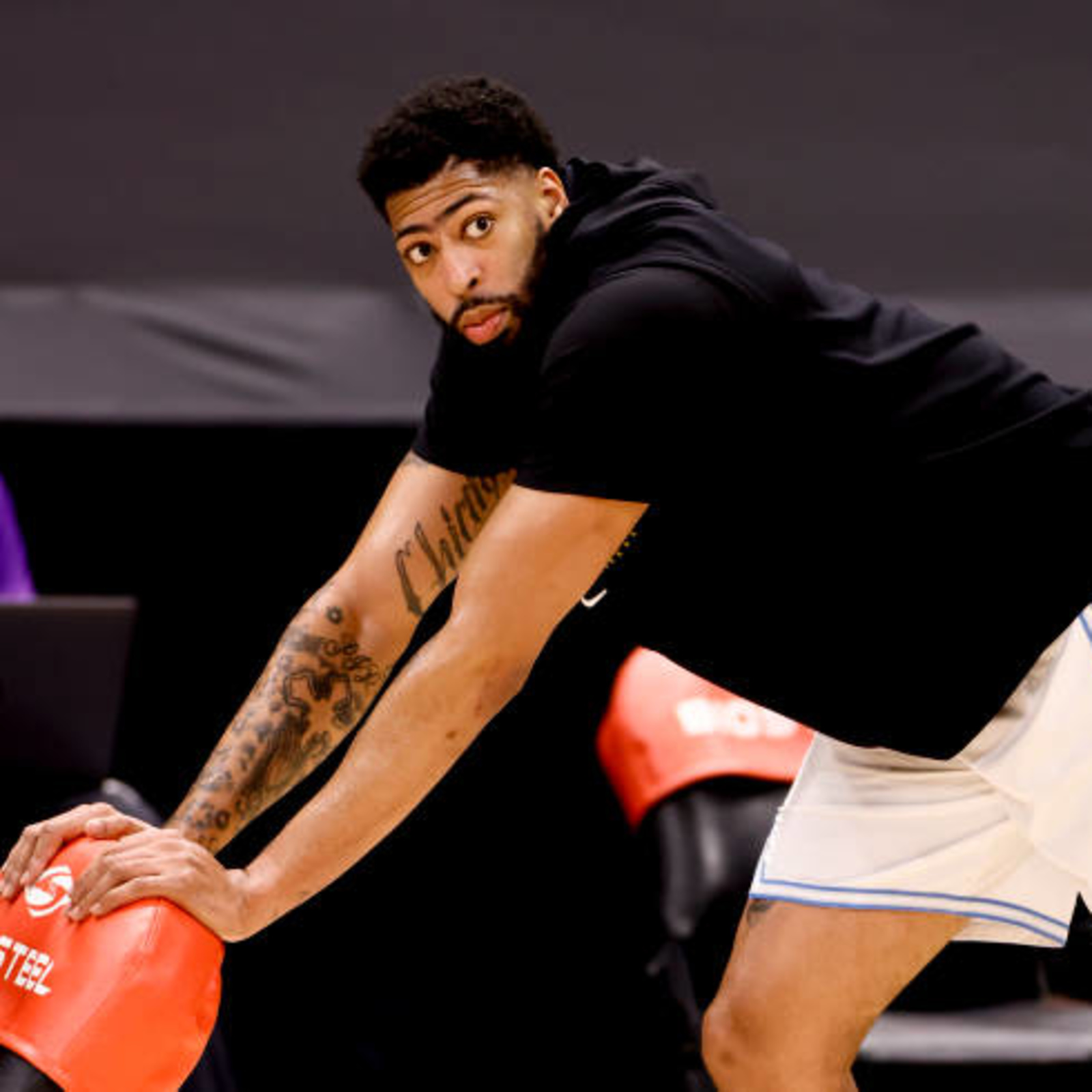 Lakers Rumors: Anthony Davis Could Return from Knee Injury Toward End of  January, News, Scores, Highlights, Stats, and Rumors