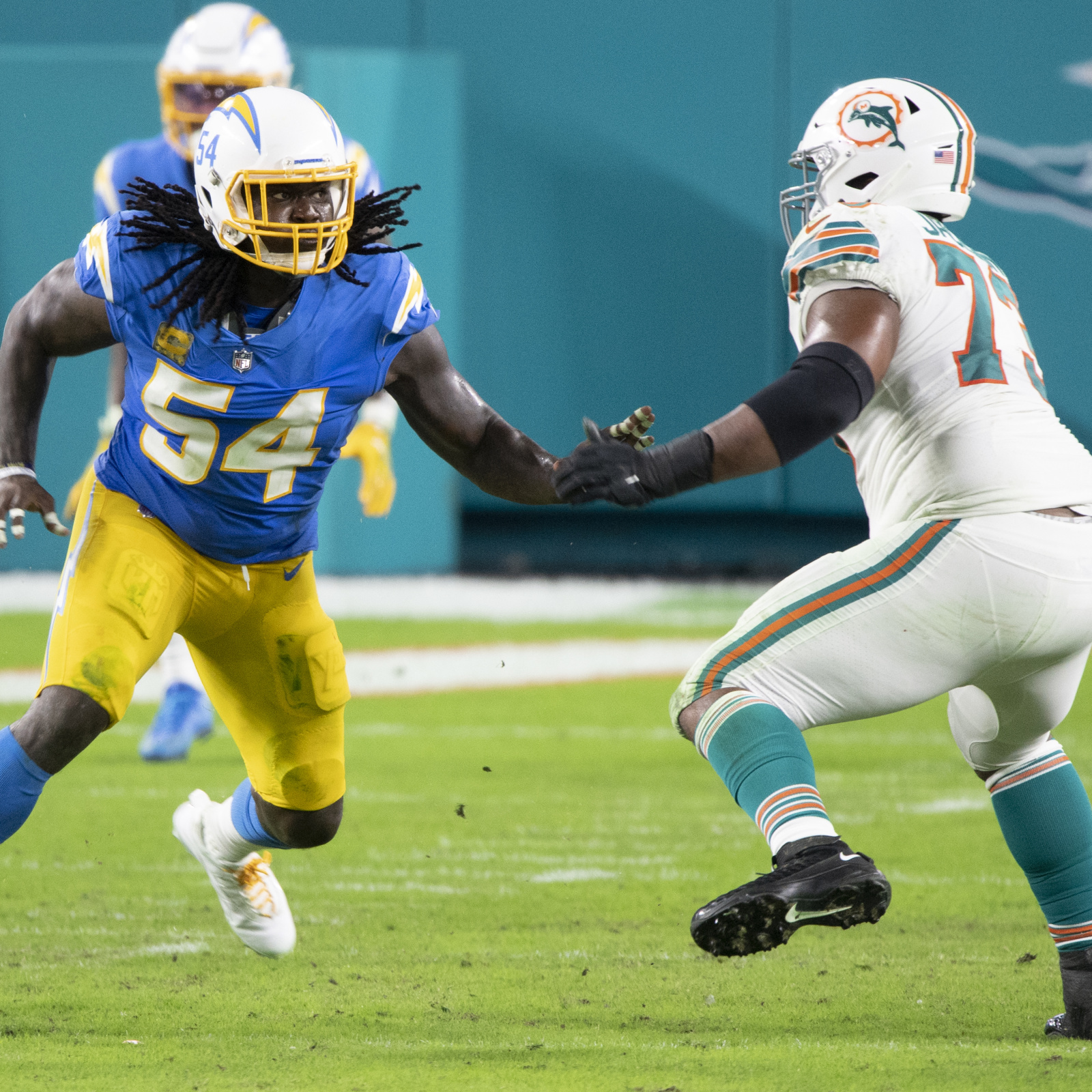 Report: Former Chiefs defensive end Melvin Ingram heading to Miami Dolphins