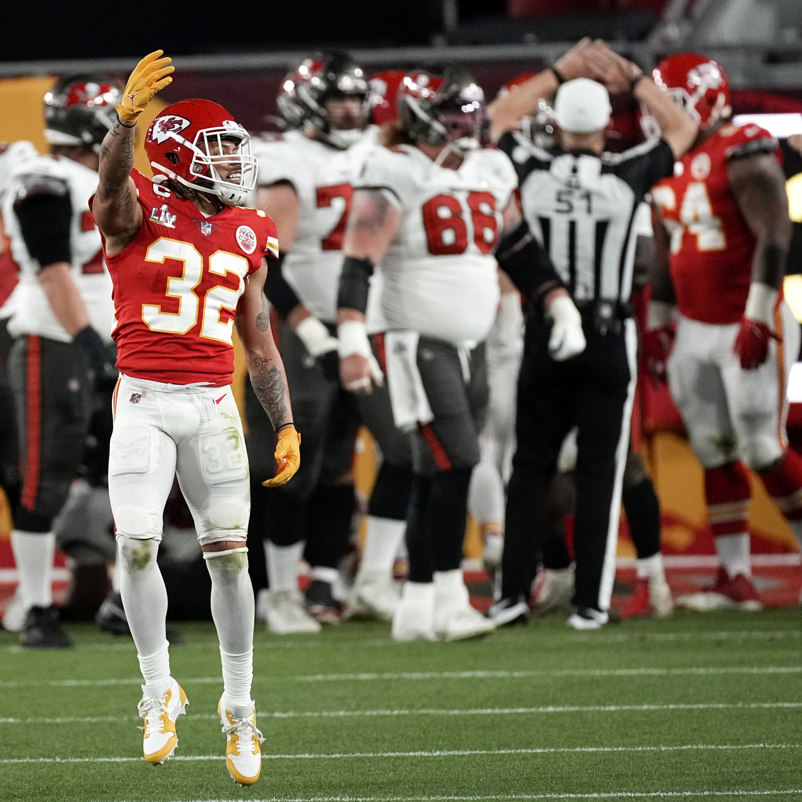 Chiefs' Tyrann Mathieu Eyes Switch to No. 21 Jersey in 2022 to Honor  Charles Woodson, News, Scores, Highlights, Stats, and Rumors