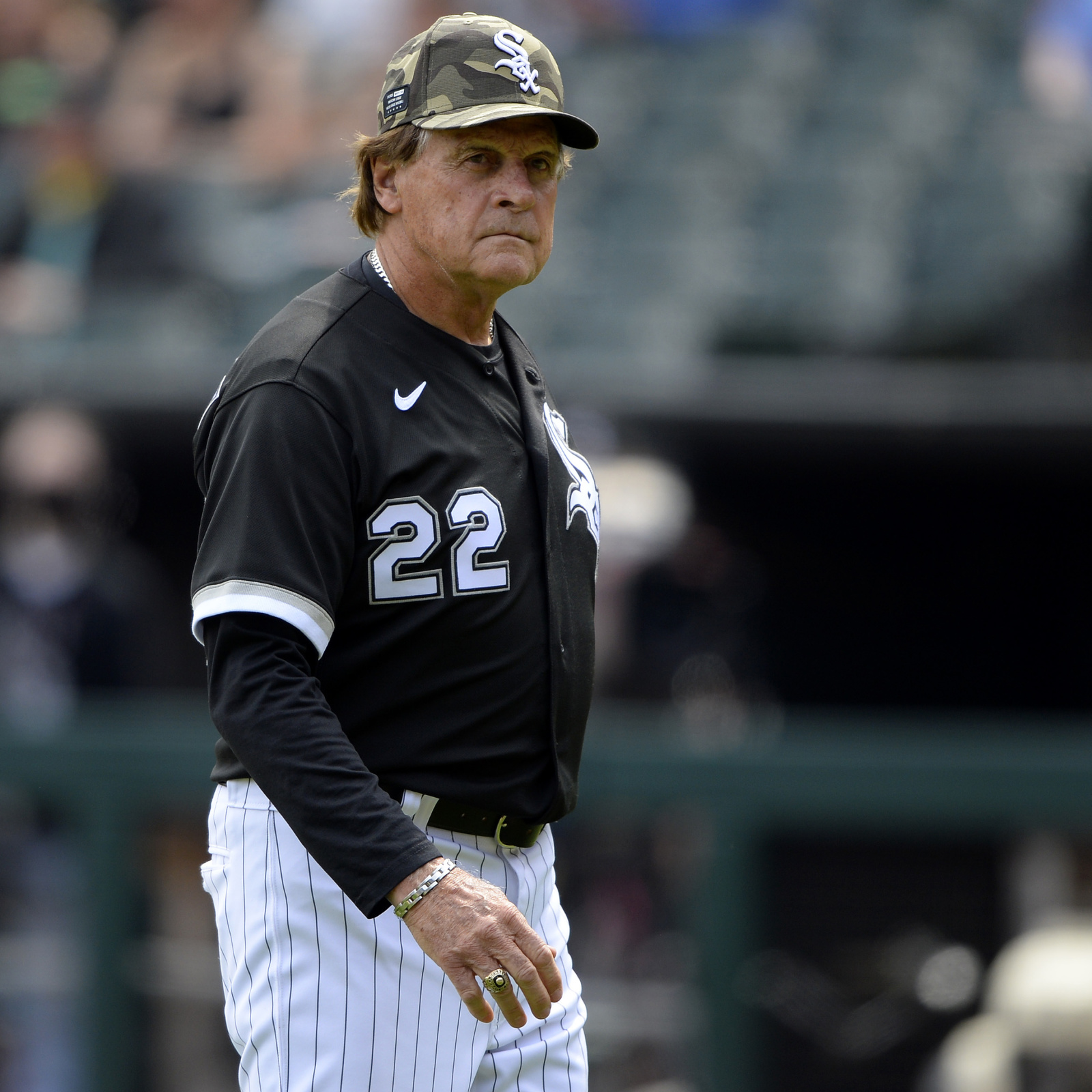 Chisox manager La Russa has pacemaker; return date uncertain –