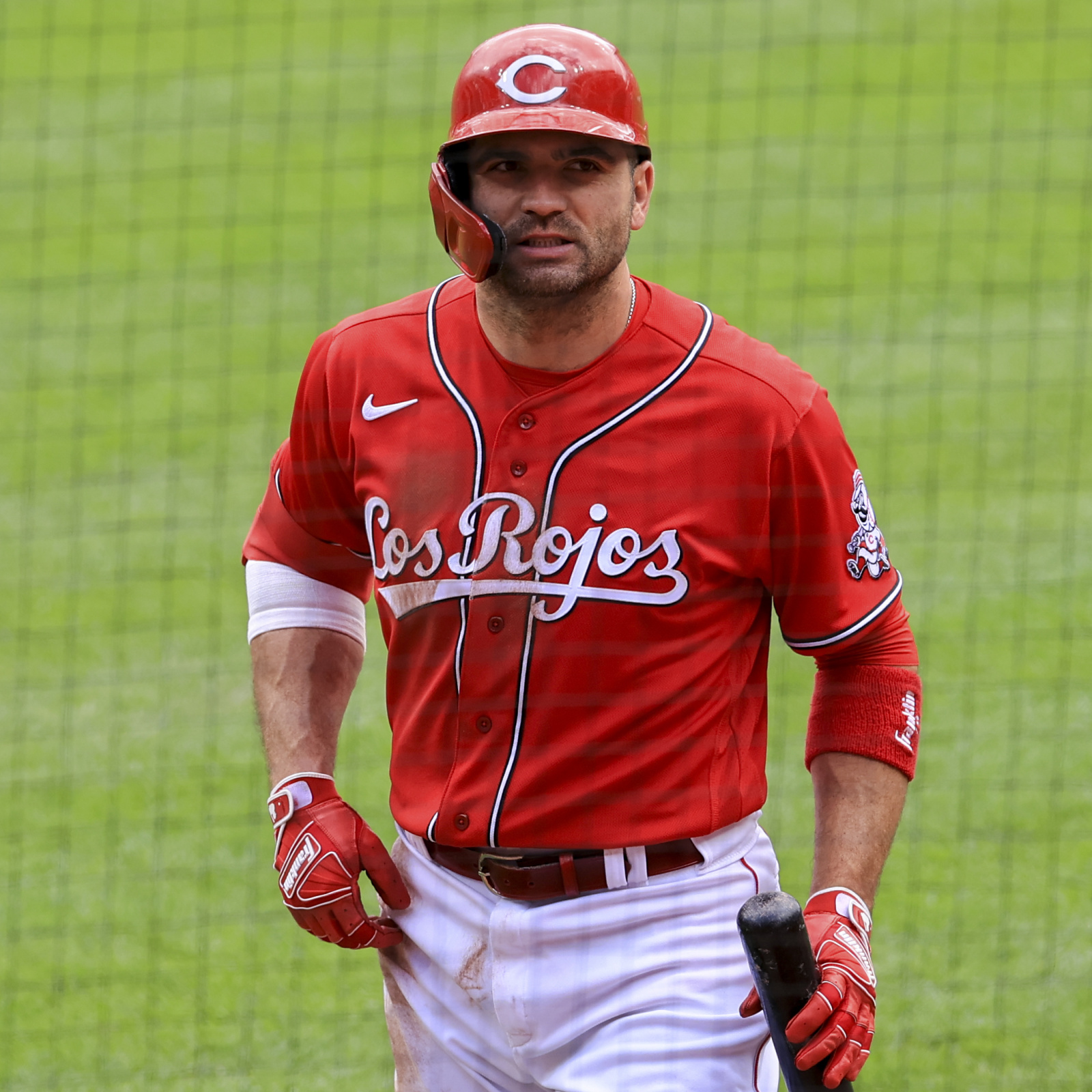 Cincinnati Reds sweep St. Louis Cardinals 9-5