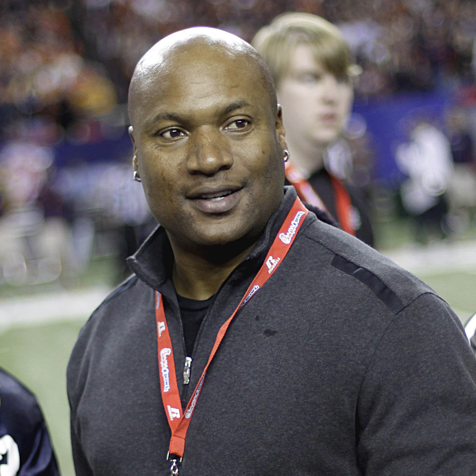 Bo Jackson supports Raiders' Carl Nassib, first openly gay NFL player