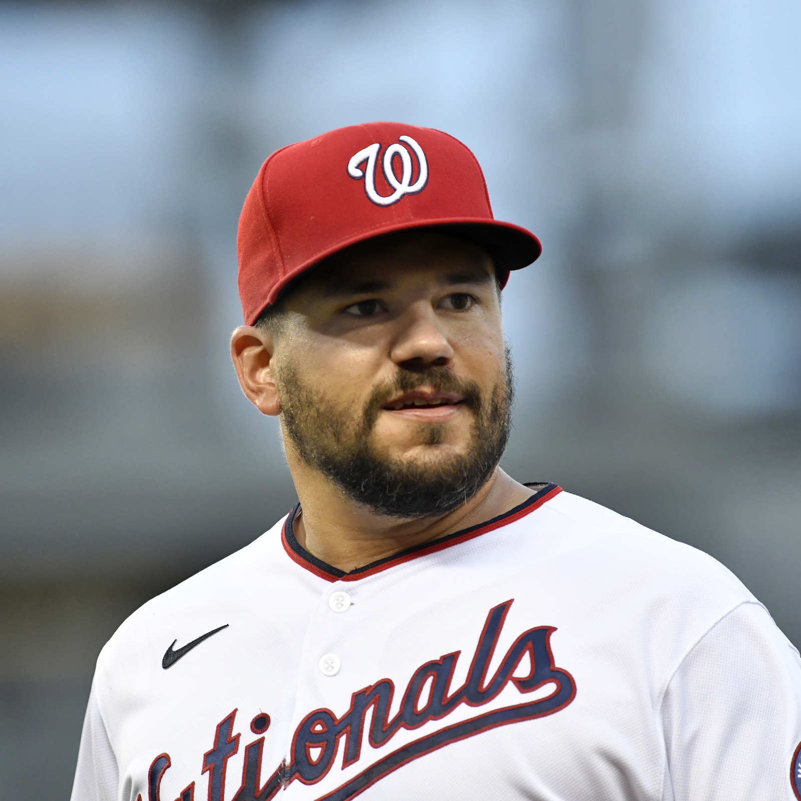 Washington Nationals' Kyle Schwarber leaves game with hamstring