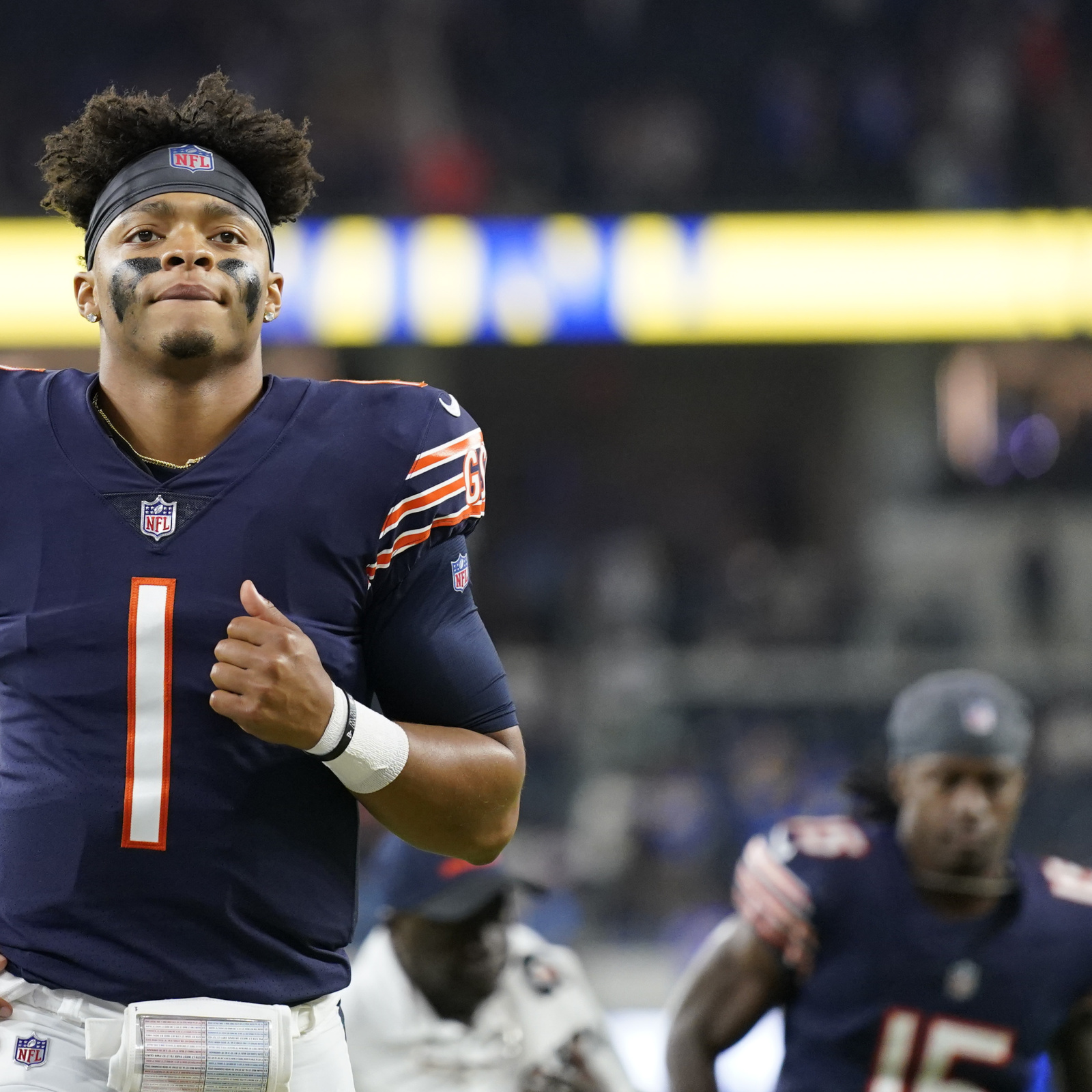 On a Record Breaking Night, New Bears QB Justin Fields Was the #2 Best  Selling Jersey in the Country - Bleacher Nation