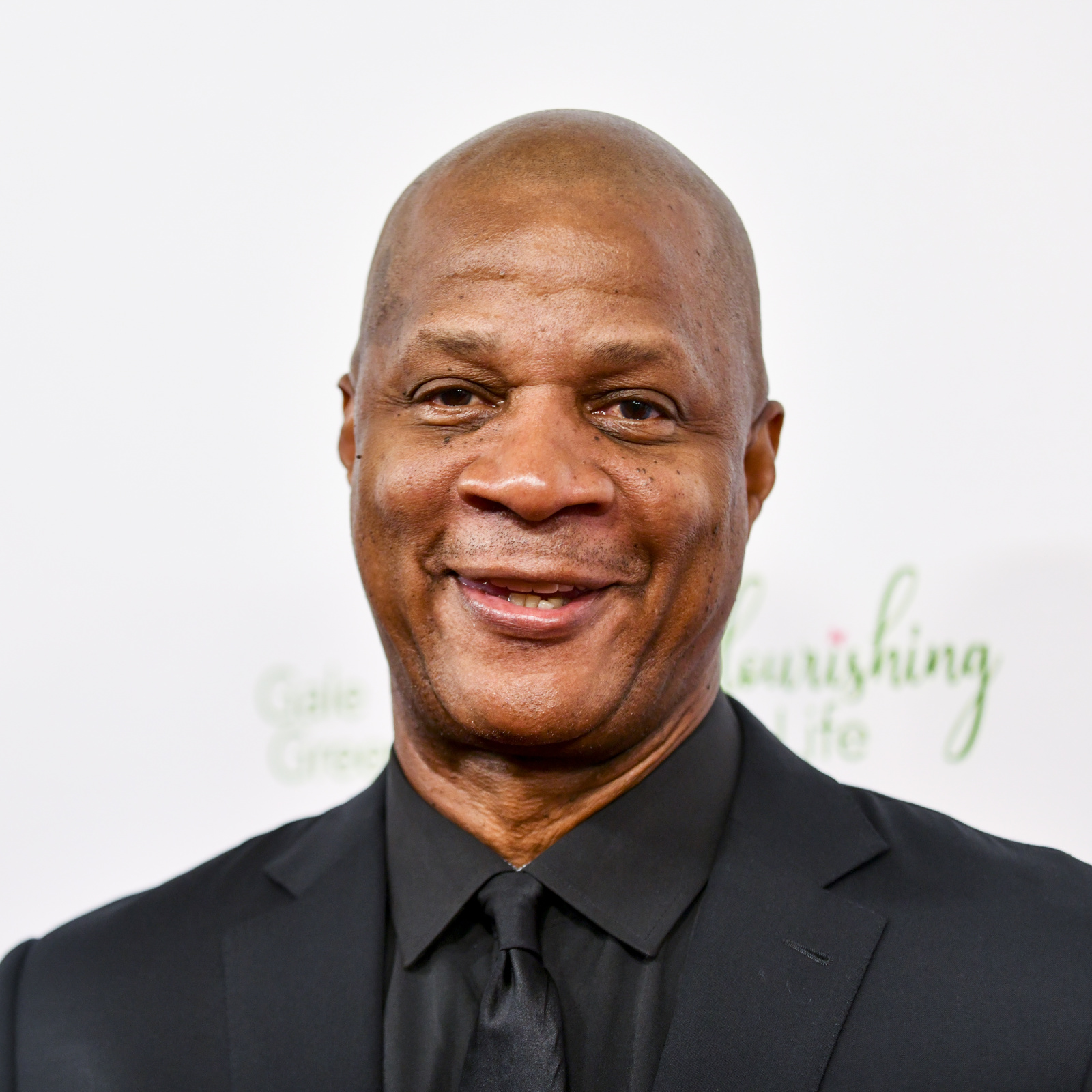 Don't give up on anyone': Former Mets great Darryl Strawberry speaks in  Whitestone about opioids & addiction –