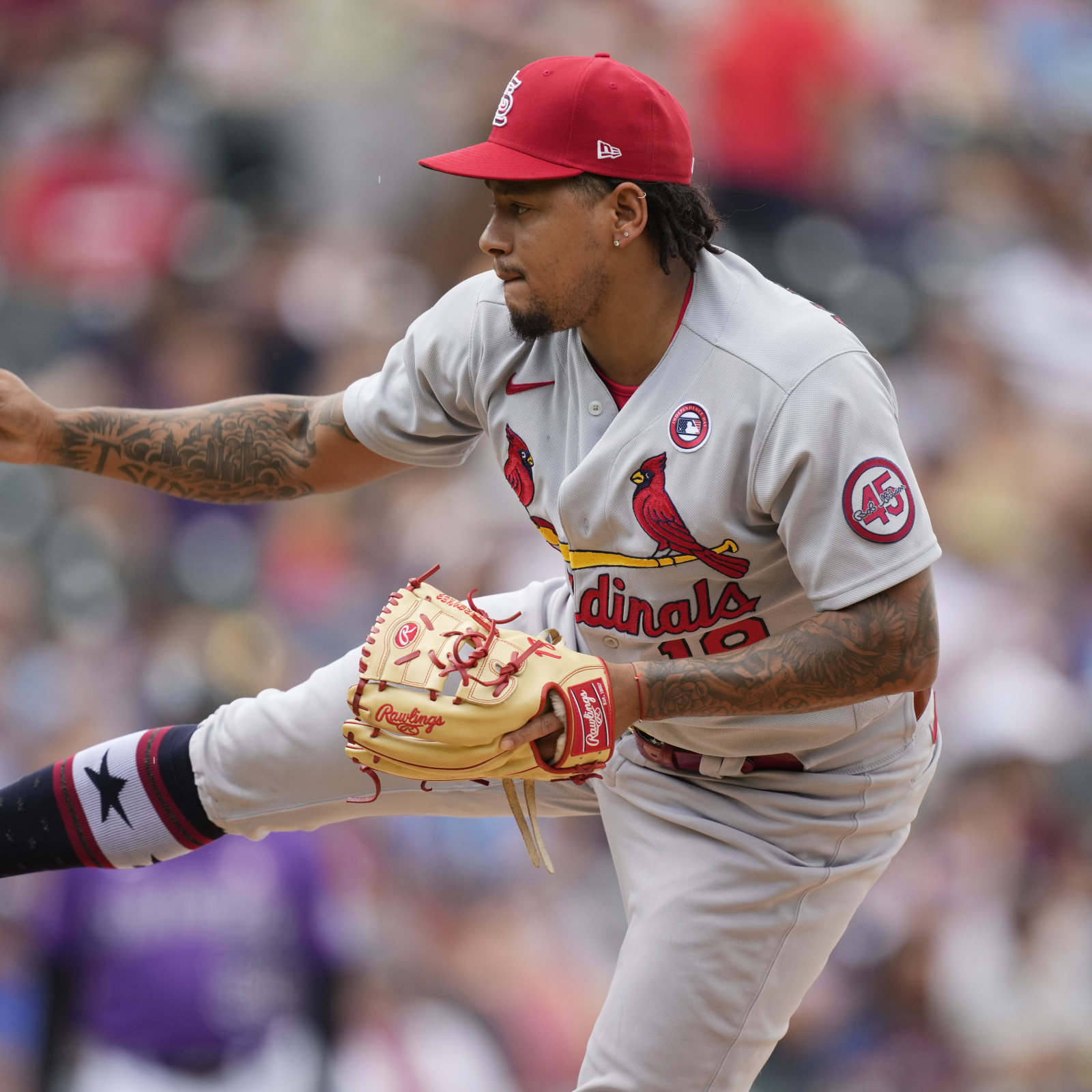 Carlos Martinez roughed up after layoff