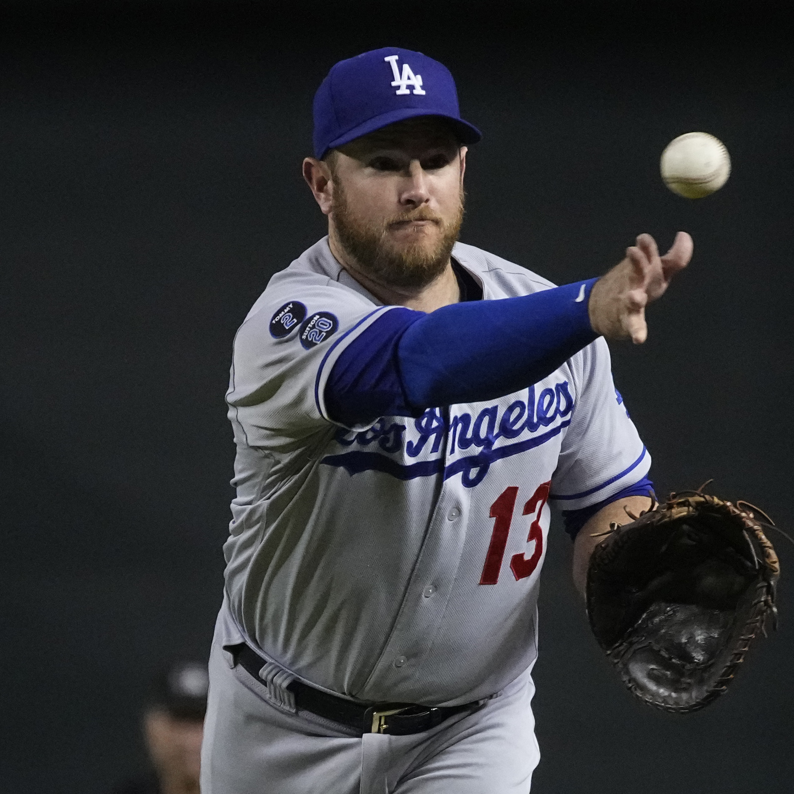 Max Muncy injury: Dodgers 1B out of NL wild card game, dislocated elbow -  True Blue LA