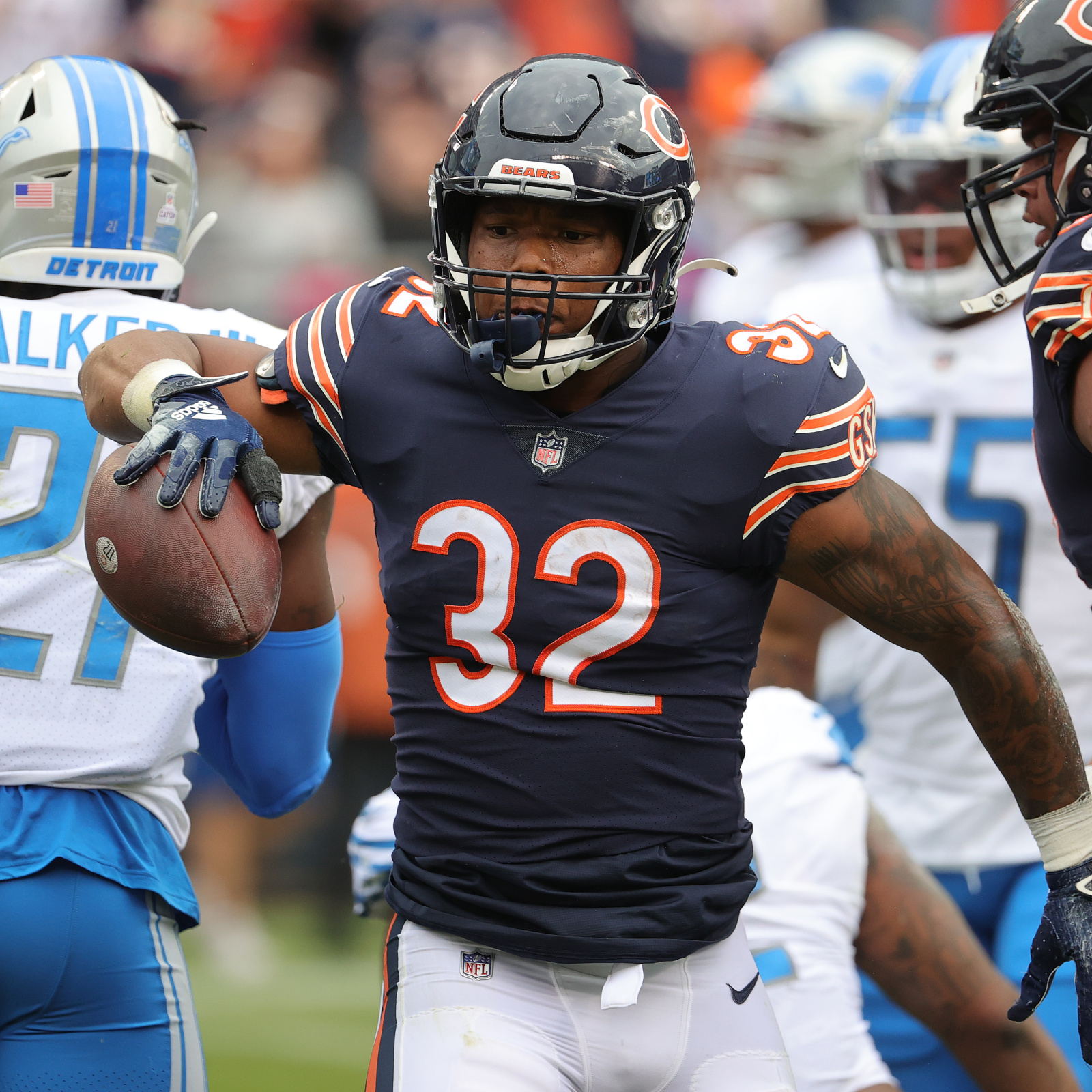 Chicago Bears: David Montgomery may have significant leg injury