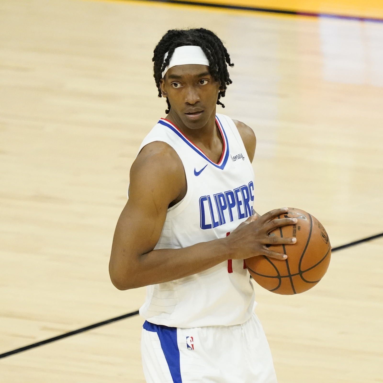 Terance Mann, Clippers agree to two-year, $22 million extension