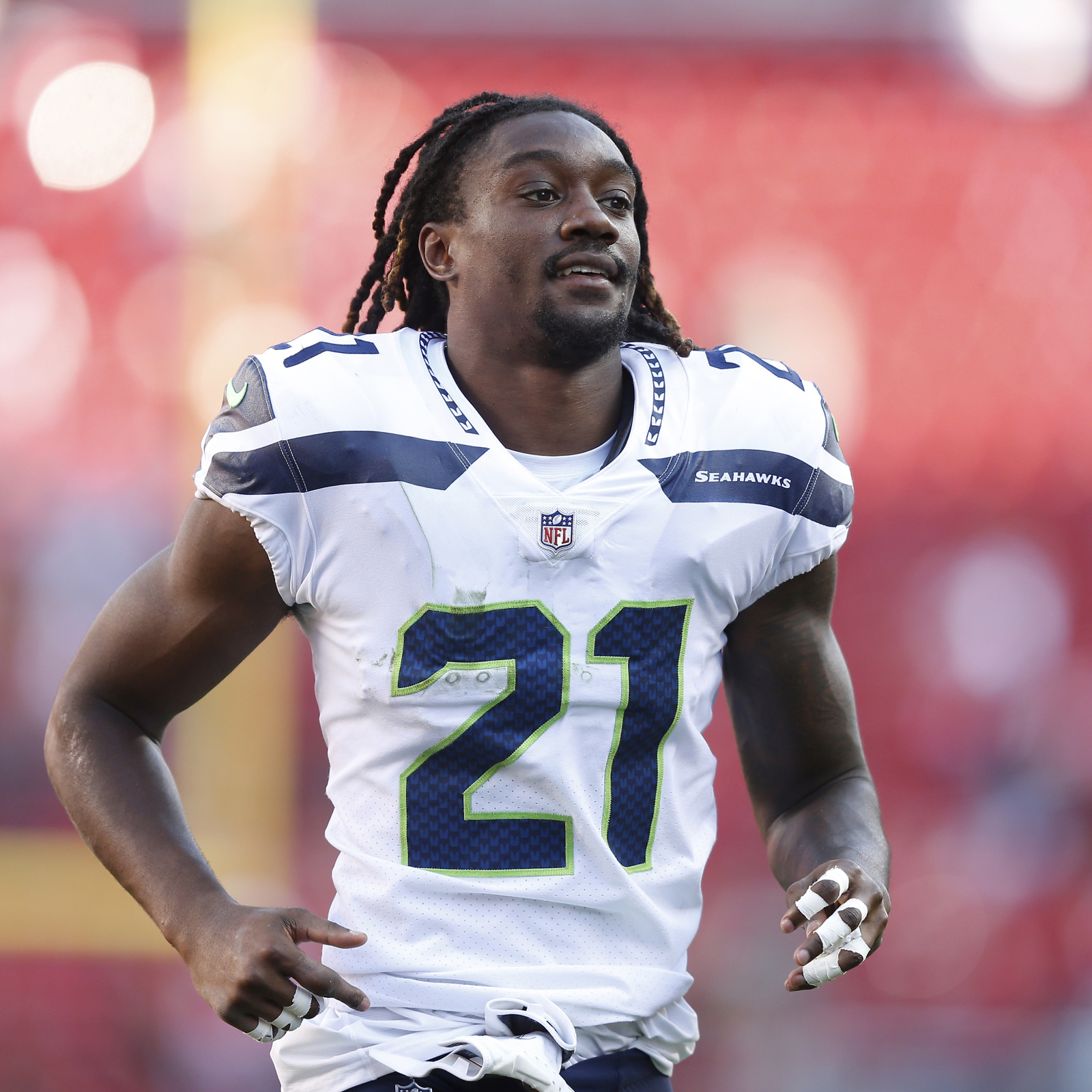 Report: Seahawks releasing Tre Flowers