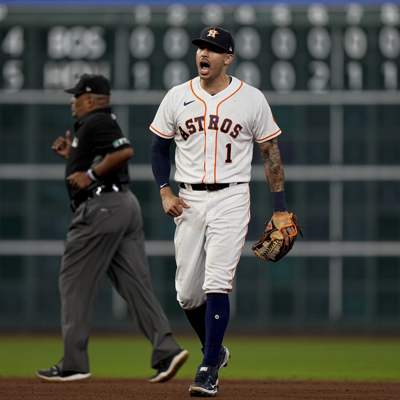 Correa, Astros reach deal on $11.7 million, 1-year contract