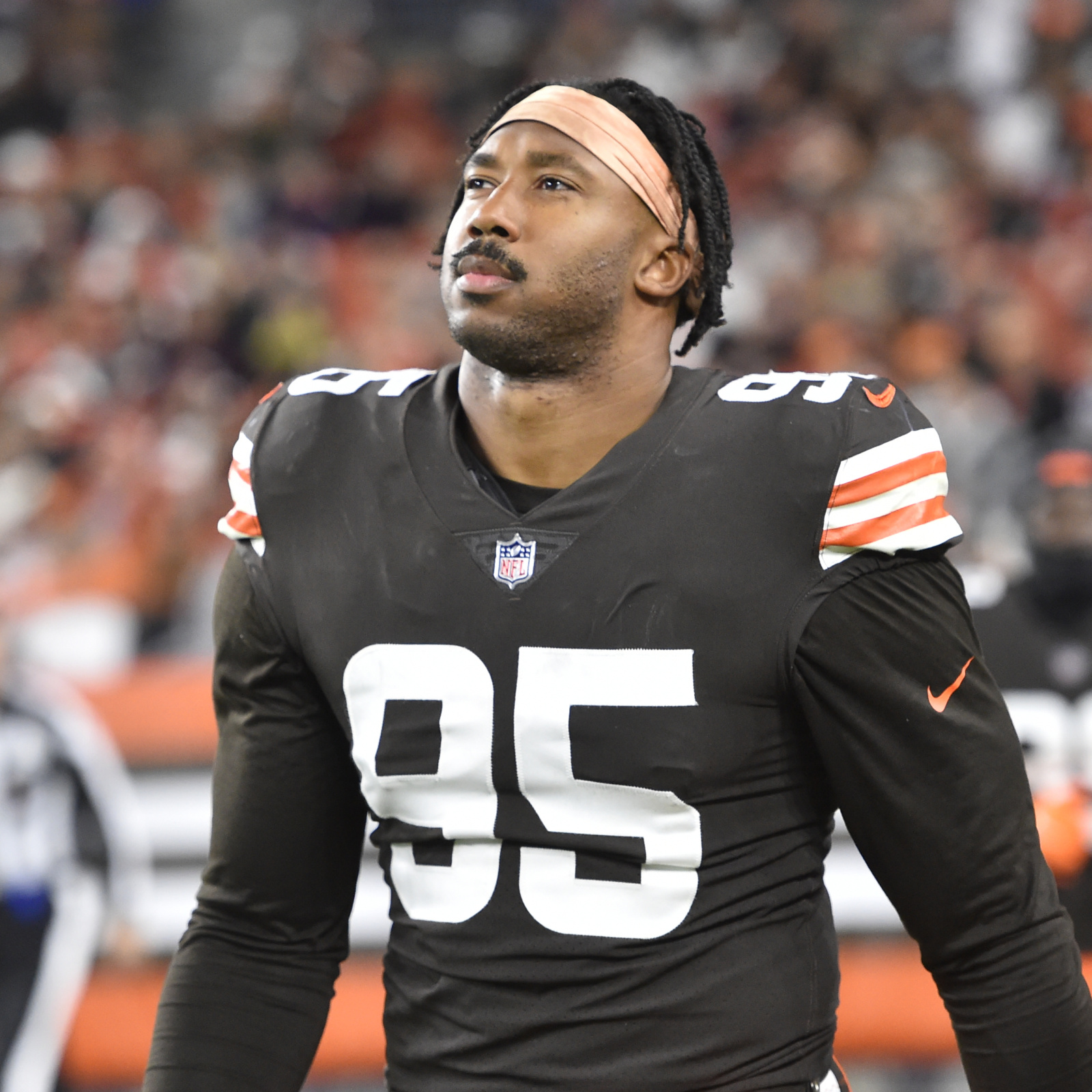 Browns defensive star Myles Garrett chasing greatness, hoping for picture  perfect season – KGET 17