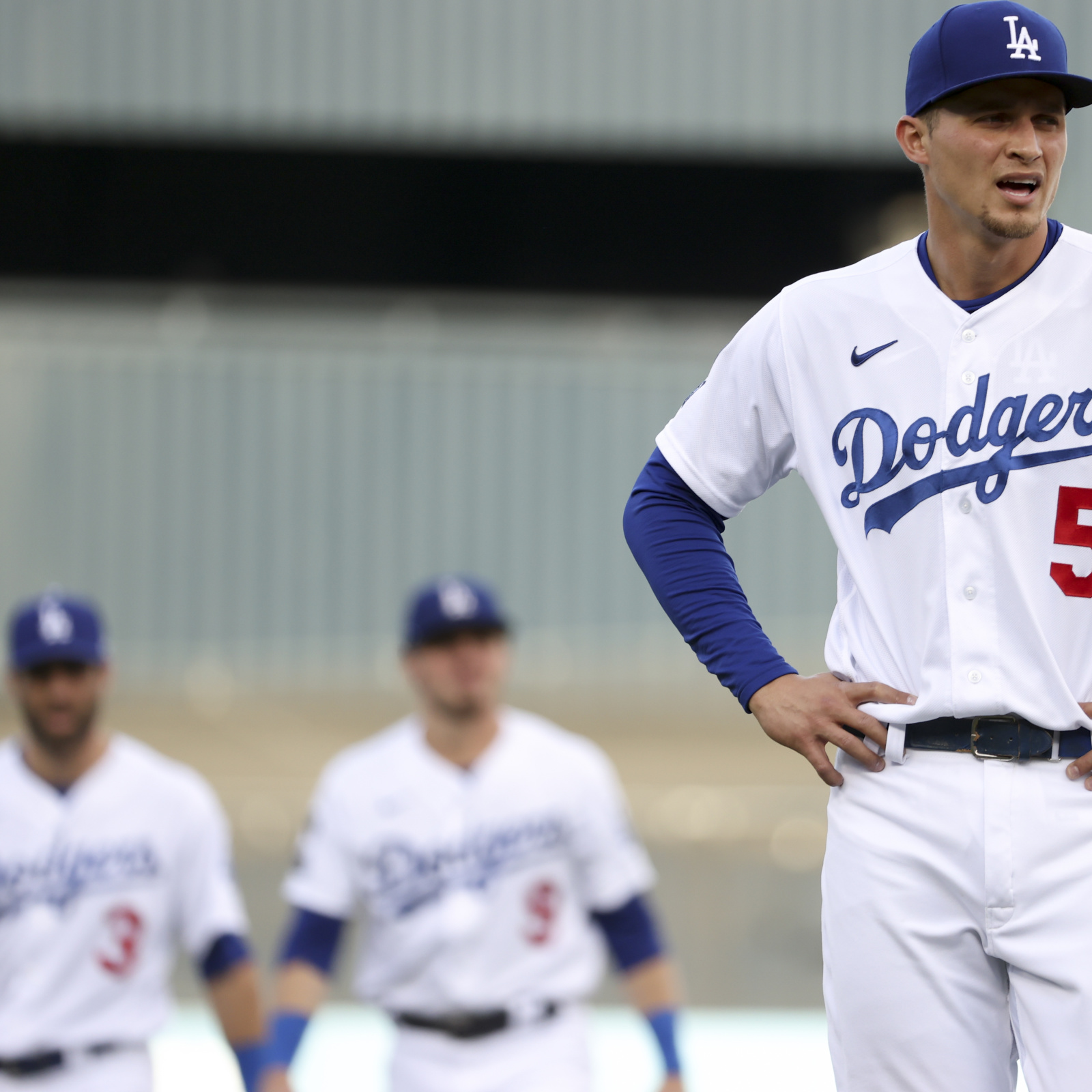Ex-Dodgers shortstop Corey Seager agrees to deal with Rangers