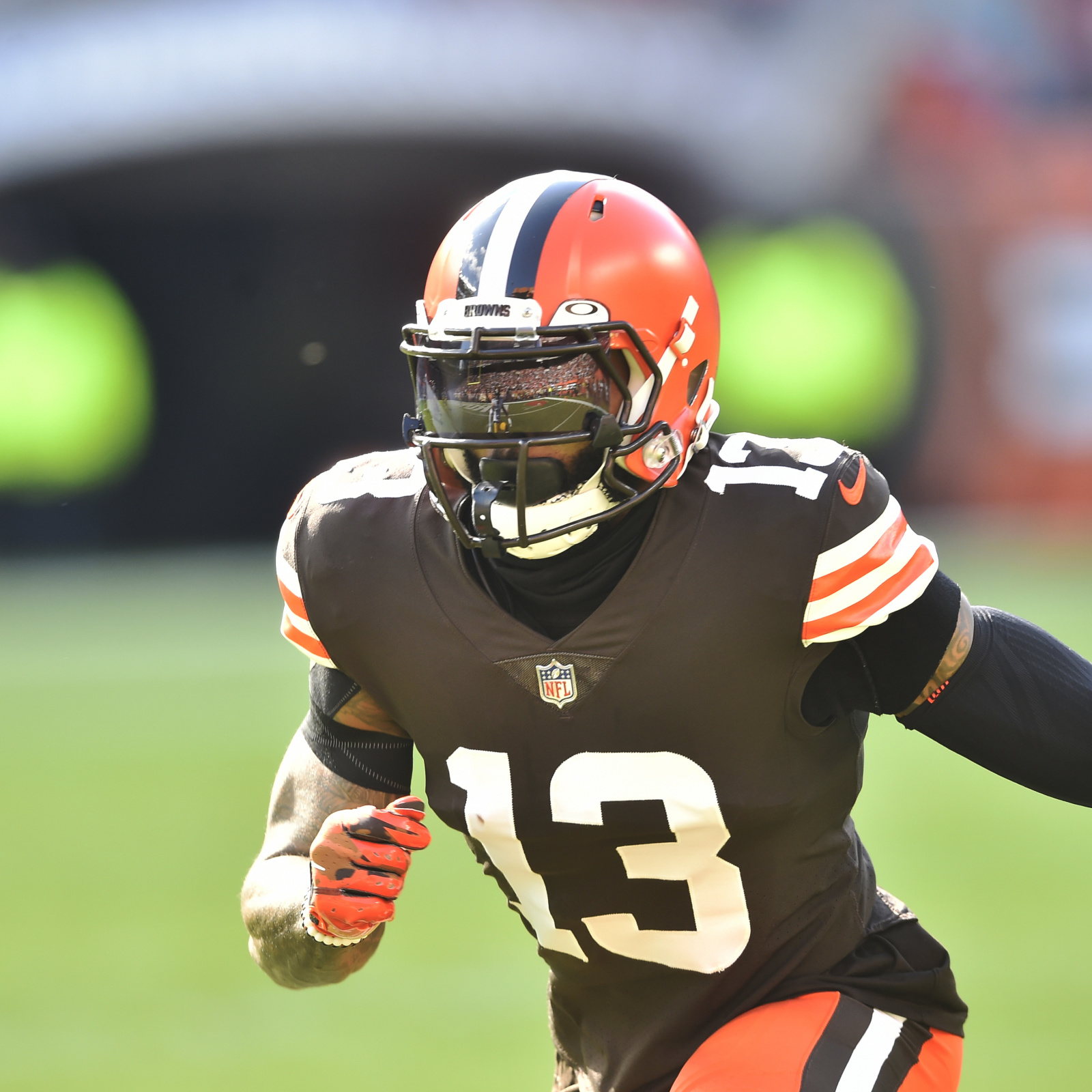 Cleveland Browns Quarterback Questions Take Backseat to