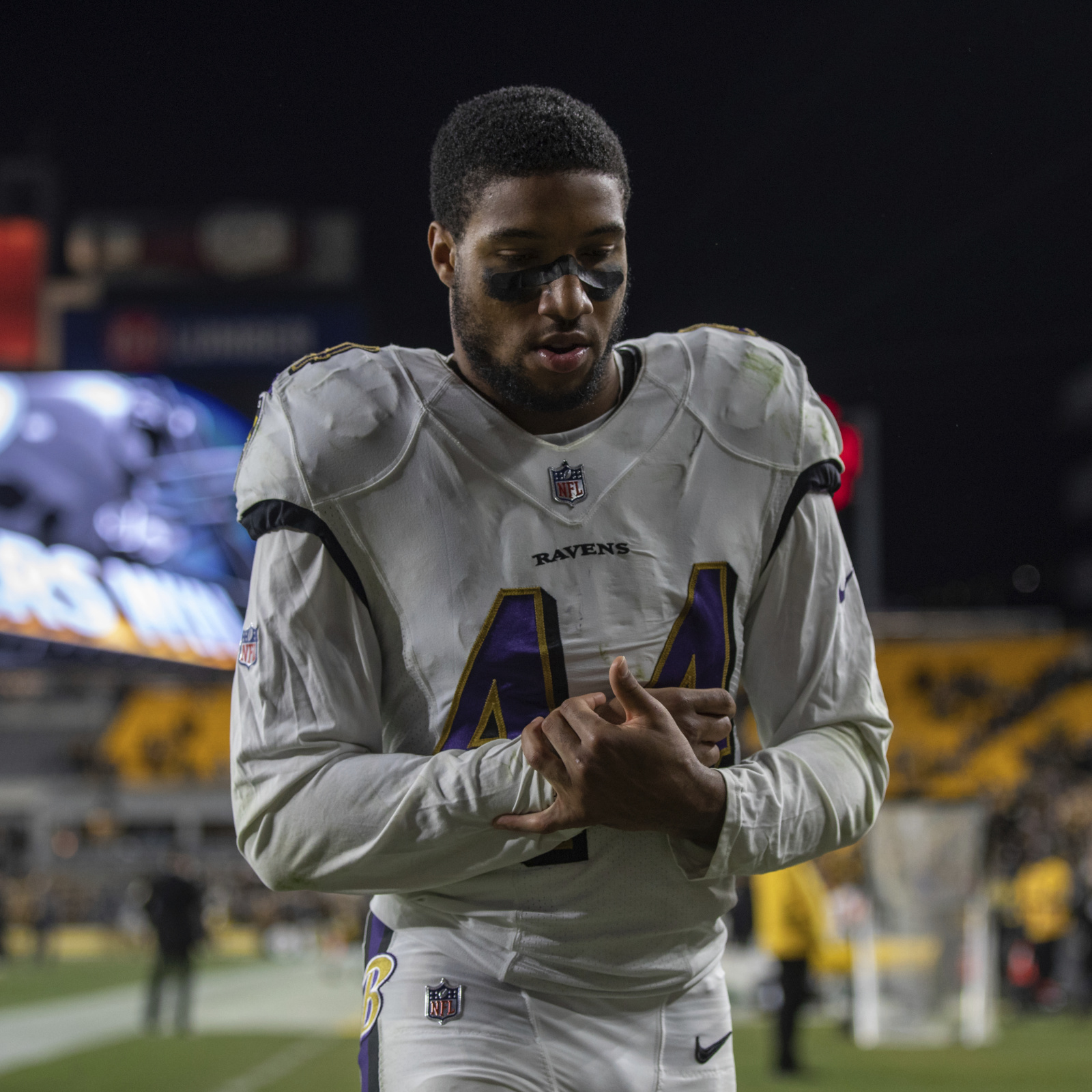 Ravens' Marlon Humphrey Will Miss Rest of Season After Injury vs. Steelers, News, Scores, Highlights, Stats, and Rumors