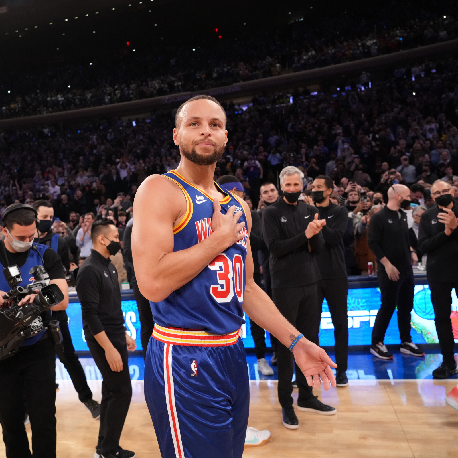 Curry hopes to get shot with Knicks