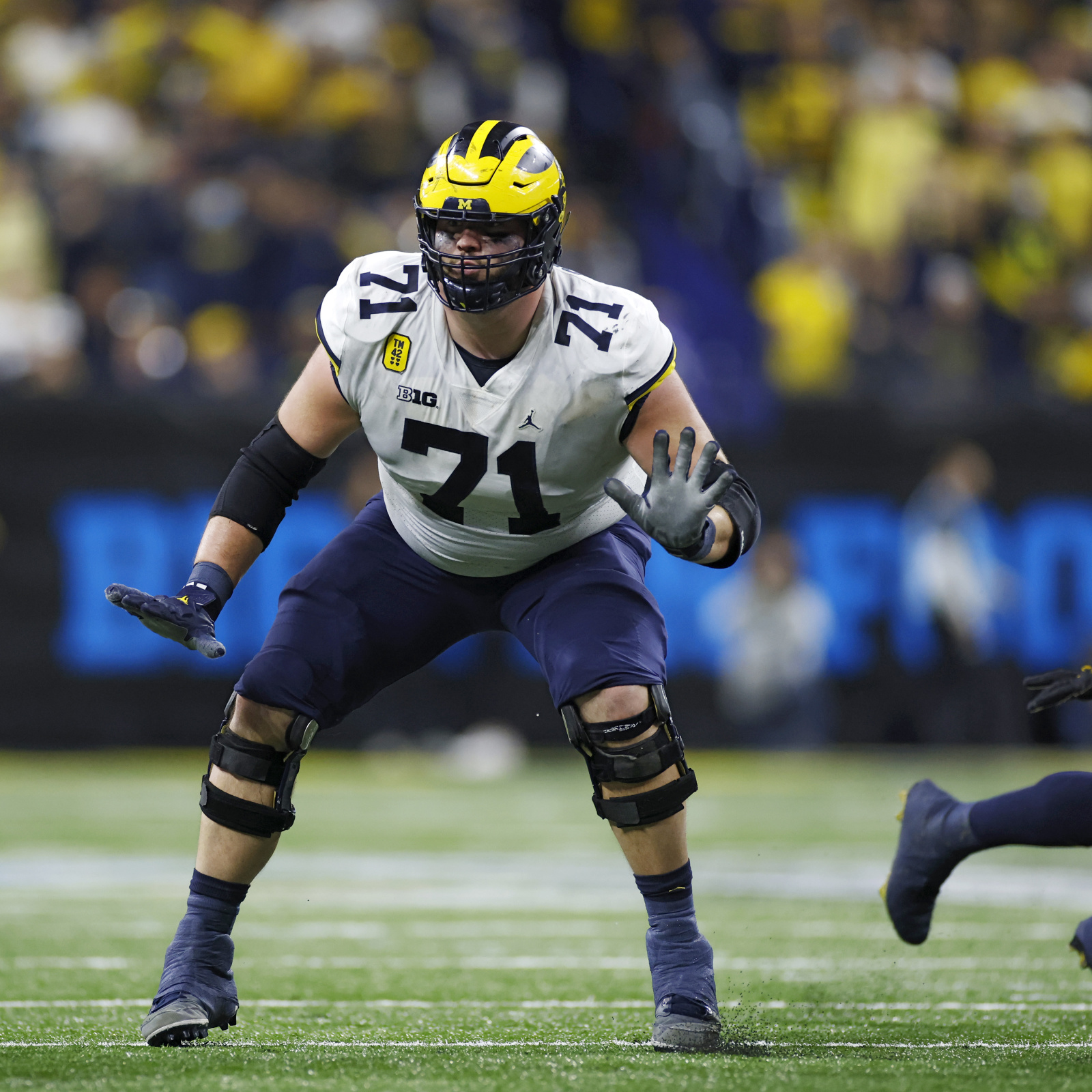 NFL draft scouting report on Michigan Football's Andrew Stueber