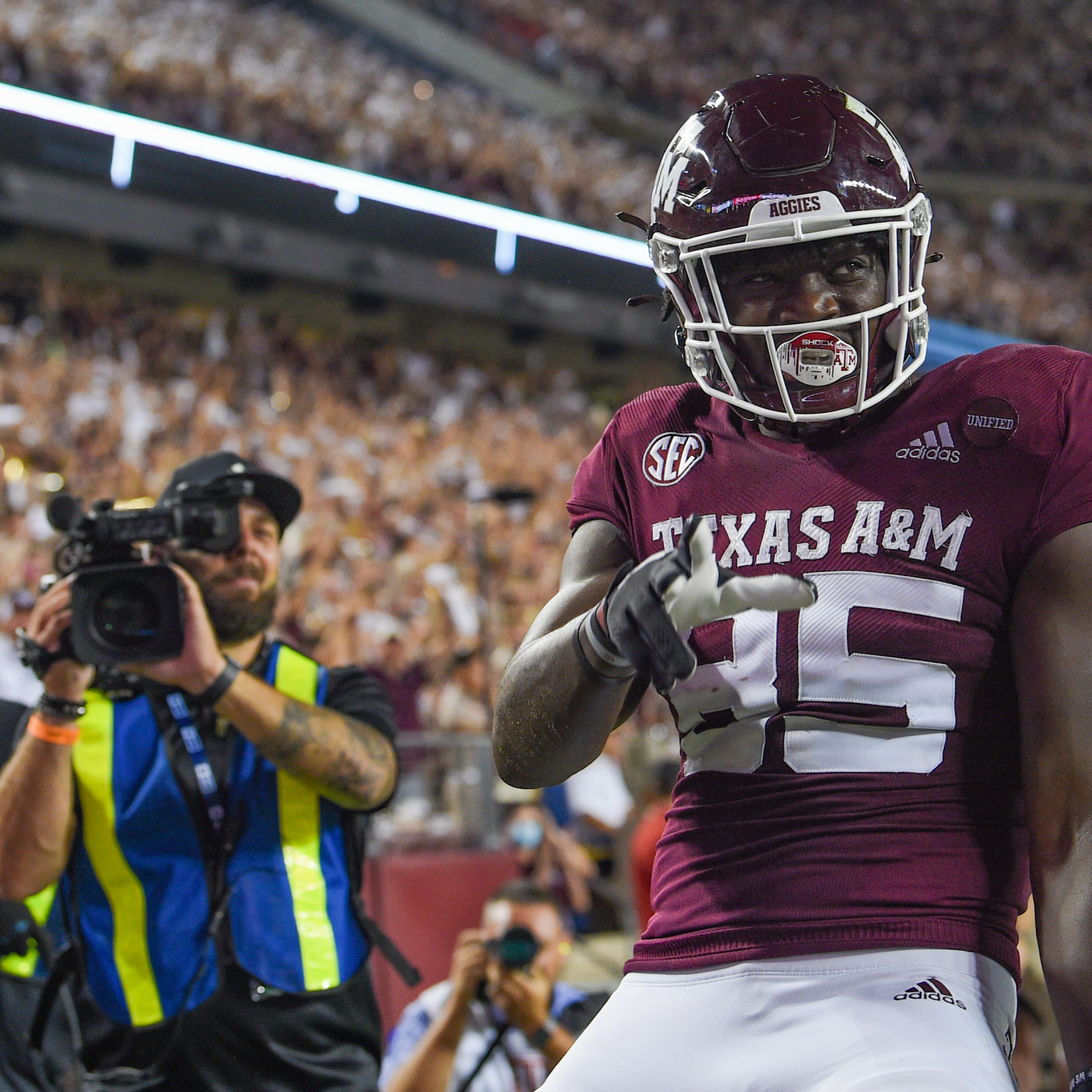 Texas A&M Aggies TE Jalen Wydermyer declares for NFL Draft - Good Bull  Hunting