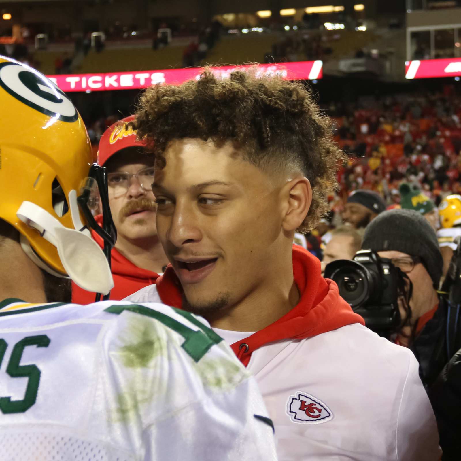 2022 Super Bowl Odds: Packers and Chiefs Are Favorites to End