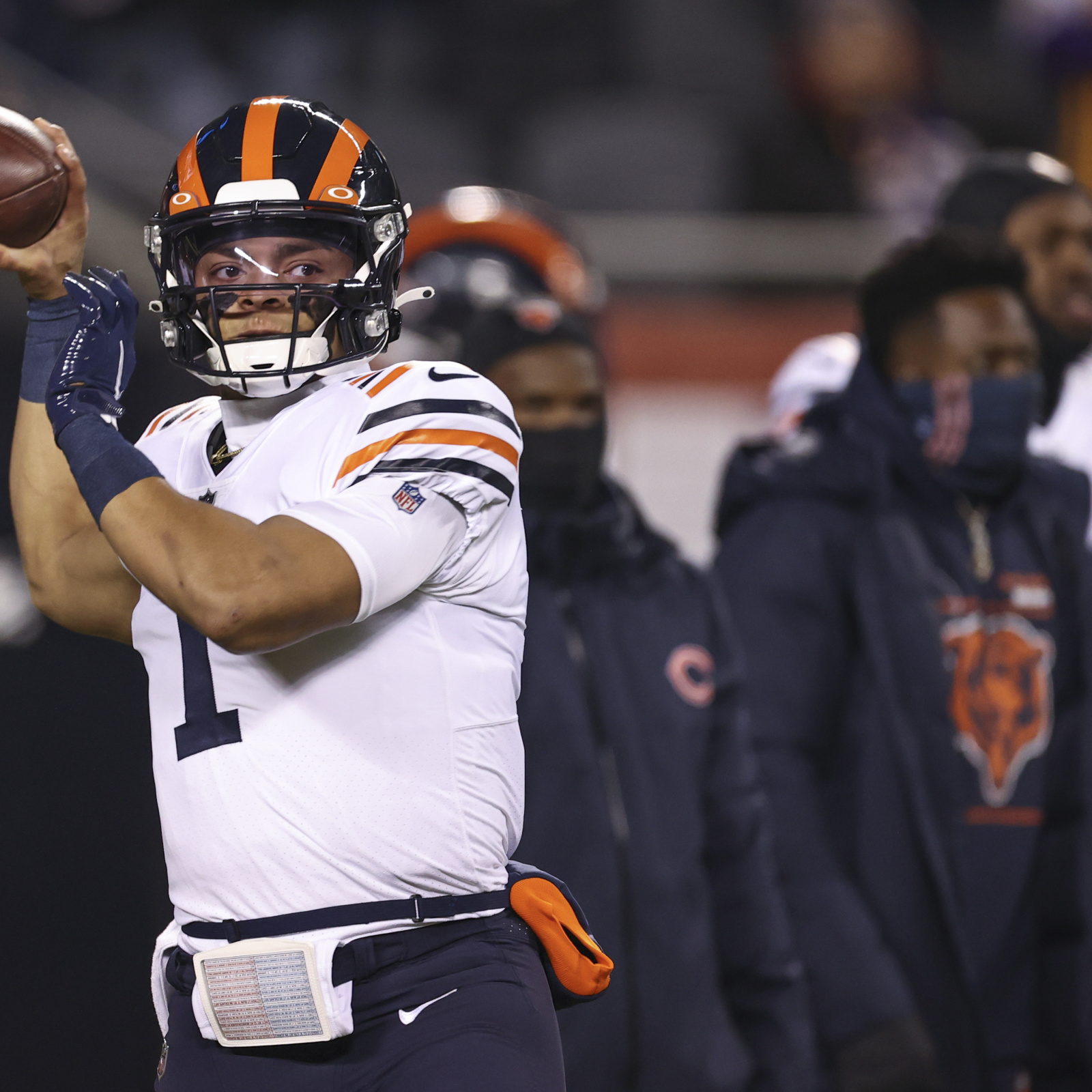 Bears QB Fields on COVID list, likely out vs. Vikings North News