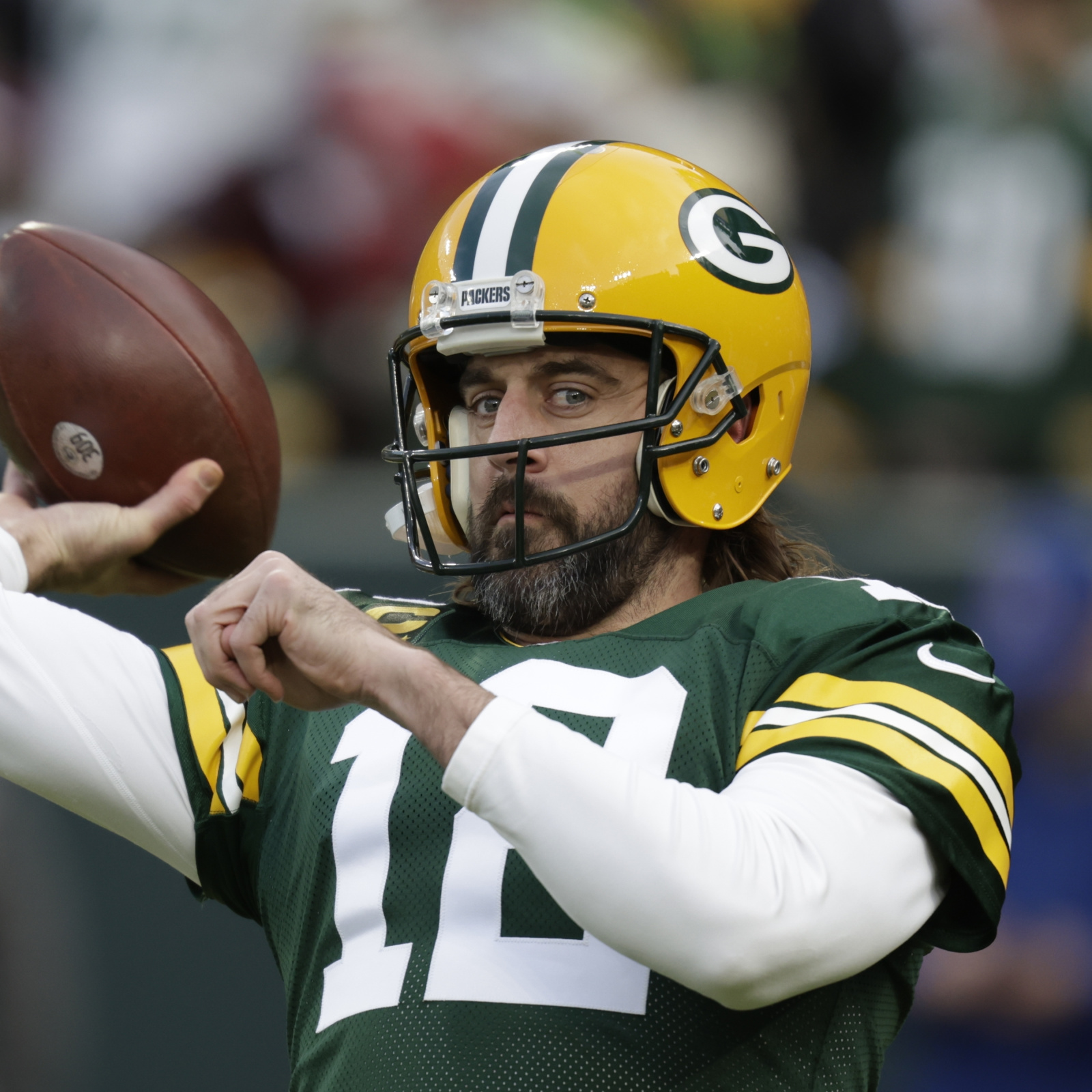 Rodgers breaks record, Packers grab four interceptions in Christmas Day win  over Browns