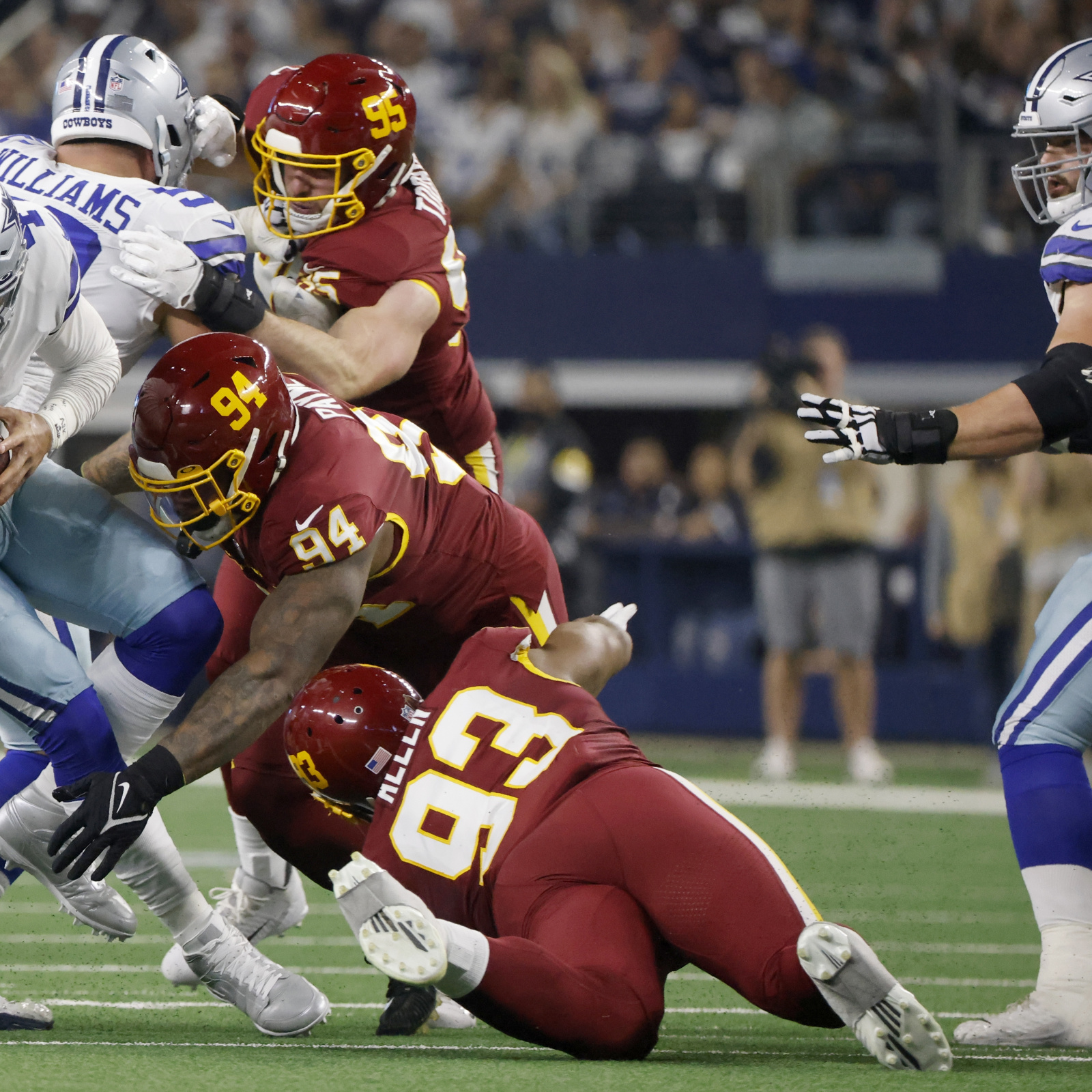 Washington's Jonathan Allen throws punch at teammate Daron Payne amid  blowout vs. Cowboys