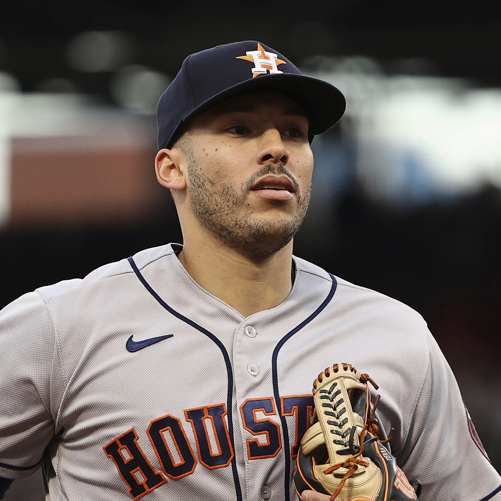 Report: Twins sign Carlos Correa to three-year, $105.3M contract