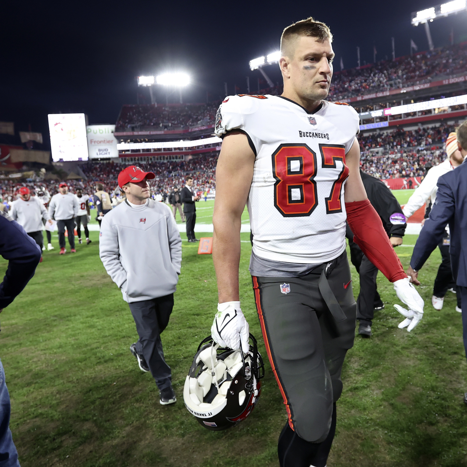 NFL - Tampa Bay Buccaneers ruling TE Rob Gronkowski -Gronk (ribs