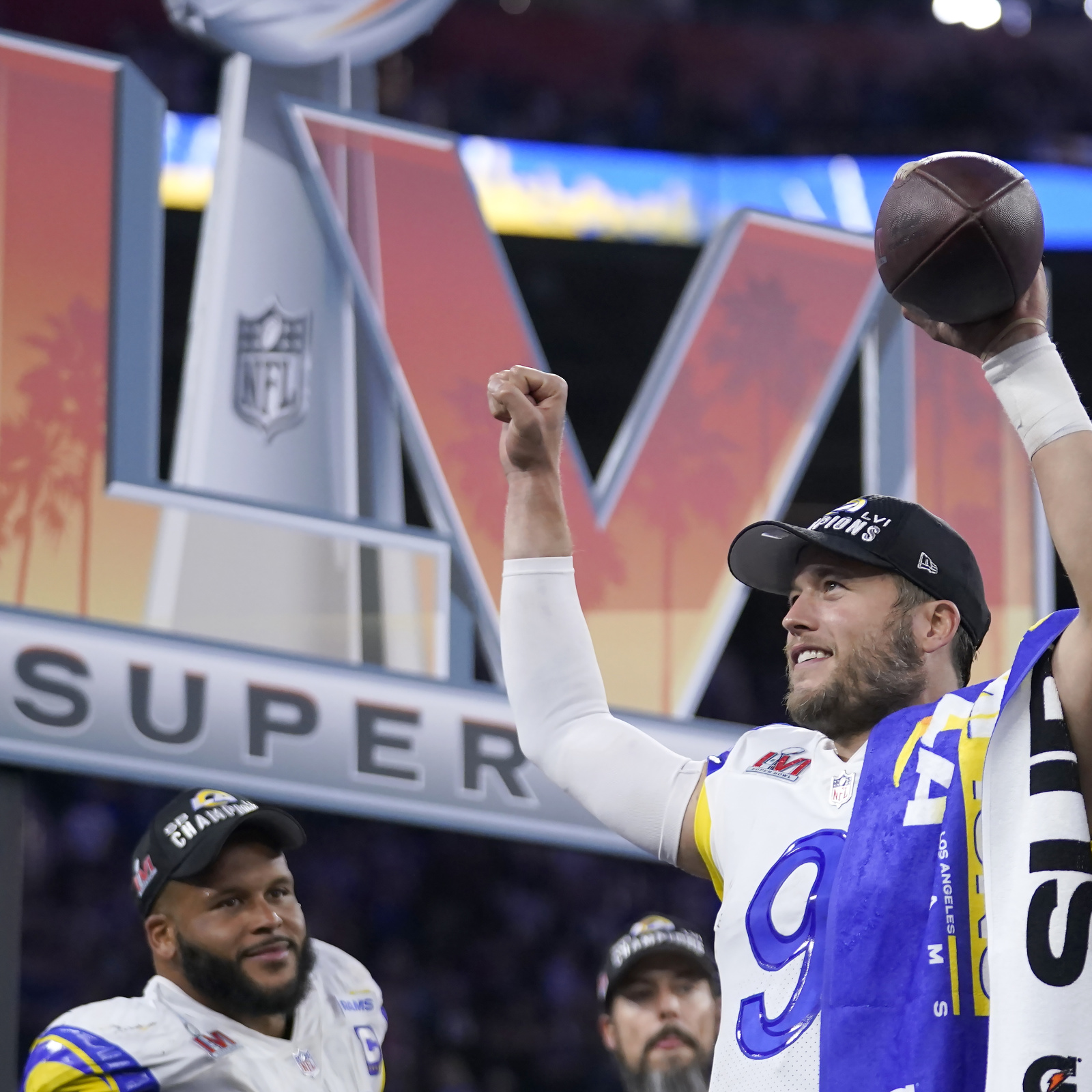 Matthew Stafford thanks Detroit fans while celebrating Rams win in