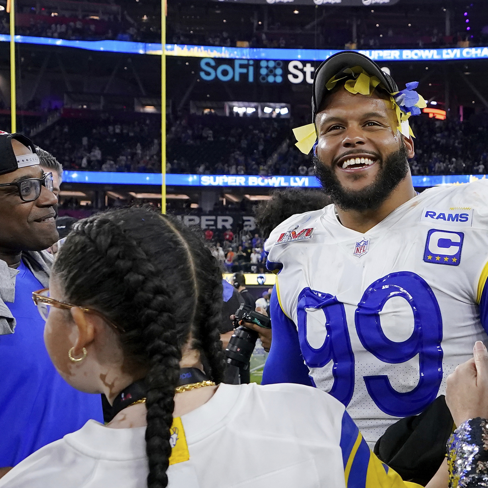 Rams fans savor the moment at parade in LA - Medill Reports Chicago