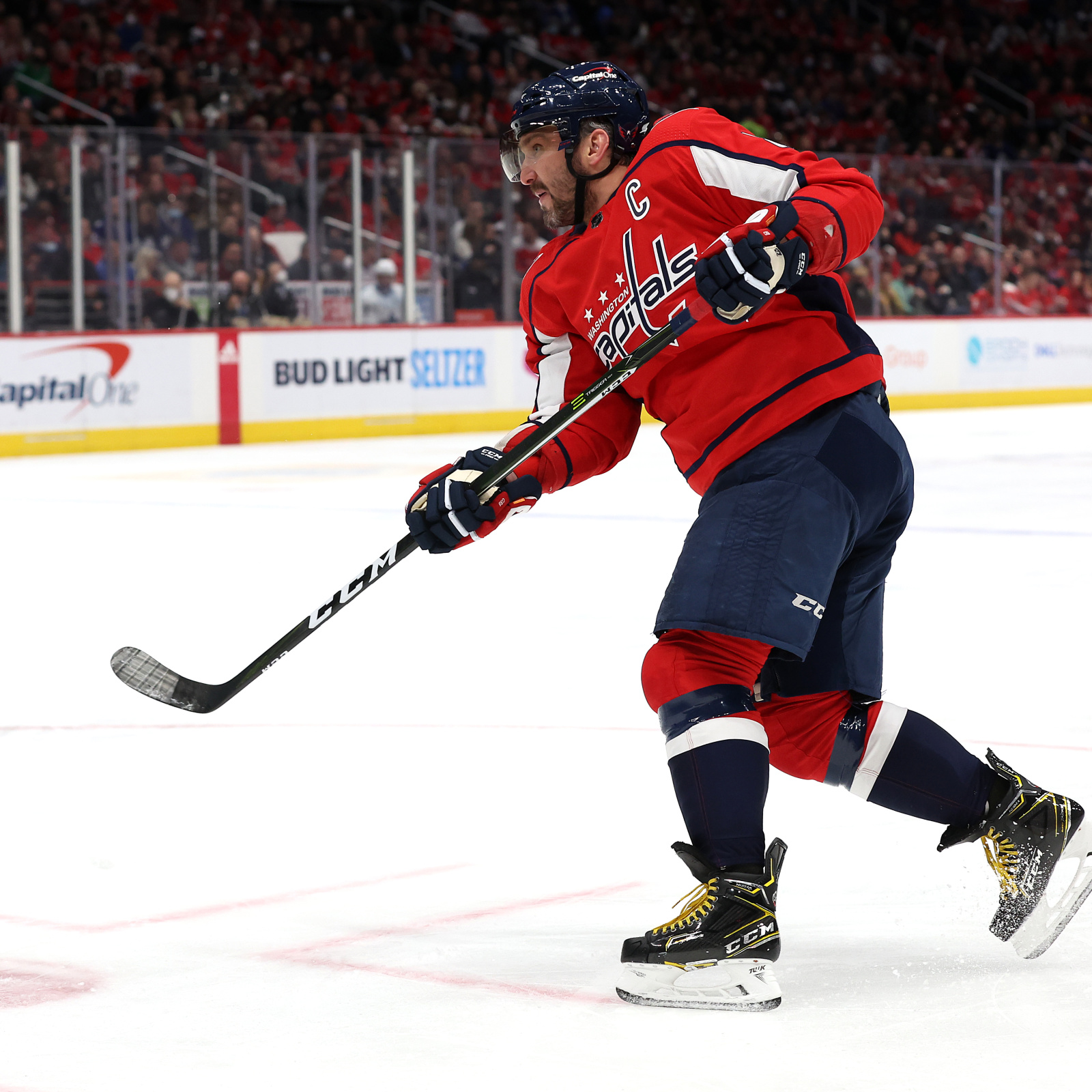 Rick Westhead: CCM Hockey to stop using Alex Ovechkin, Russian players in  global marketing 