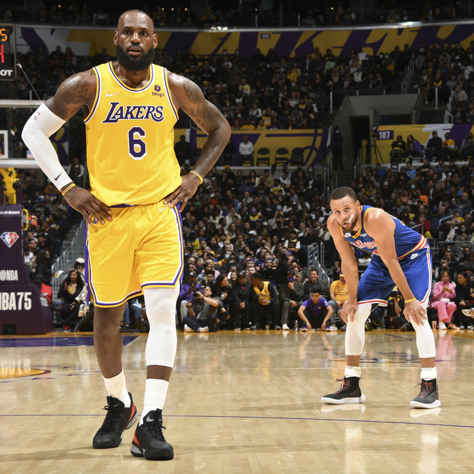 LeBron James Scores 56 Points, Lakers Beat Warriors 124-116 to