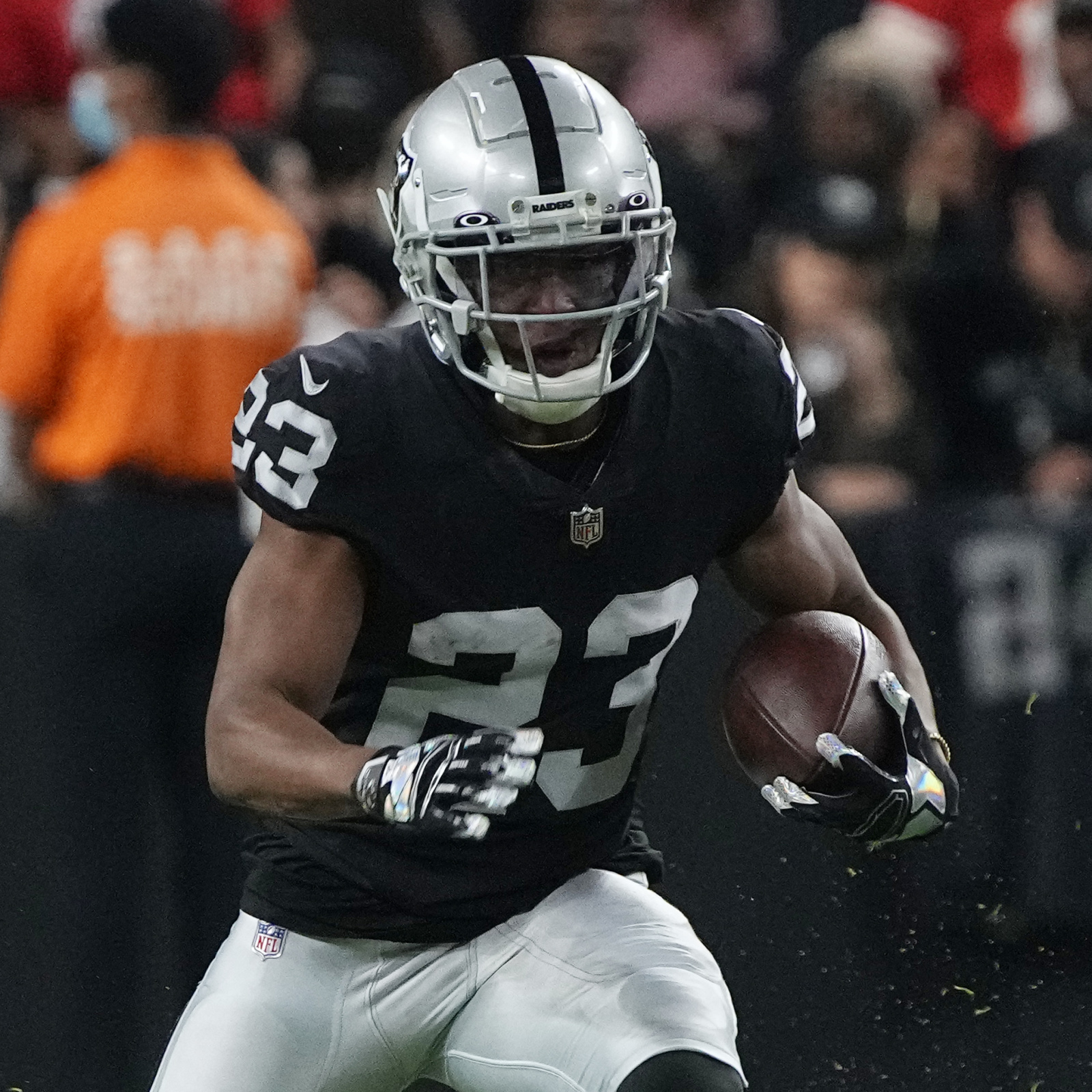 BREAKING: Las Vegas Raiders Plan To CUT RB Kenyan Drake + Trade Instead?