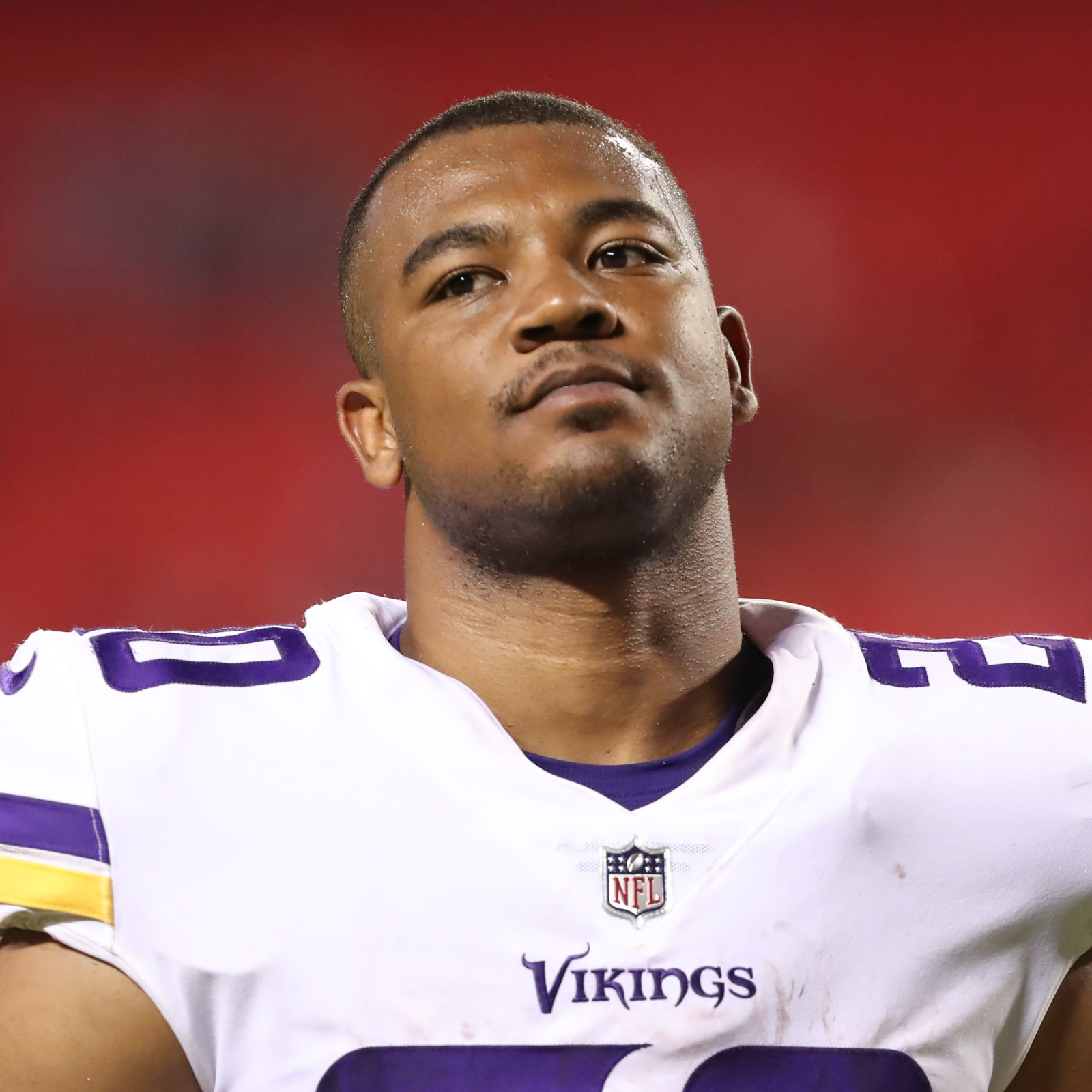 Vikings release CB Gladney over Texas assault case