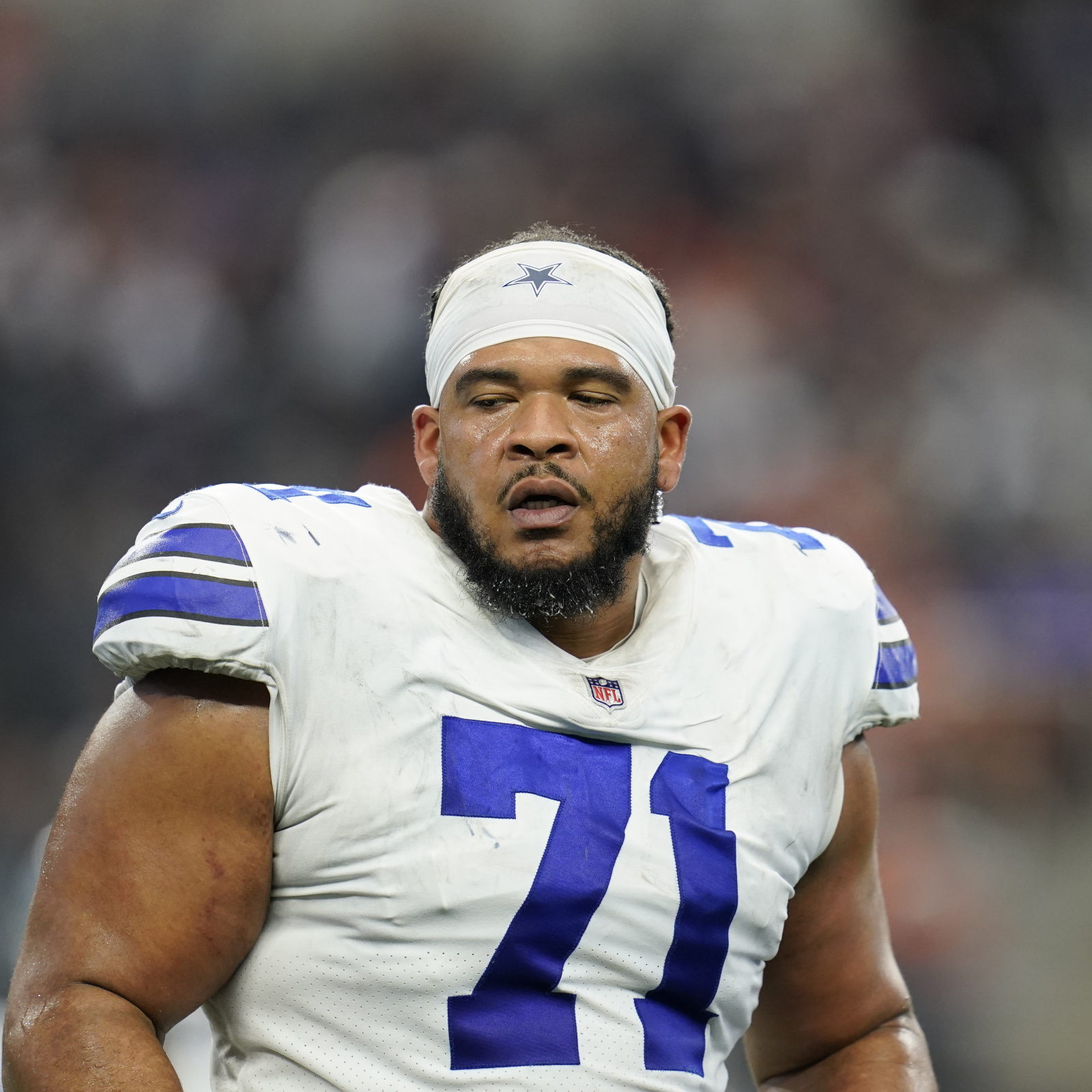 Cowboys release right tackle La'el Collins for more salary cap relief - The  Boston Globe