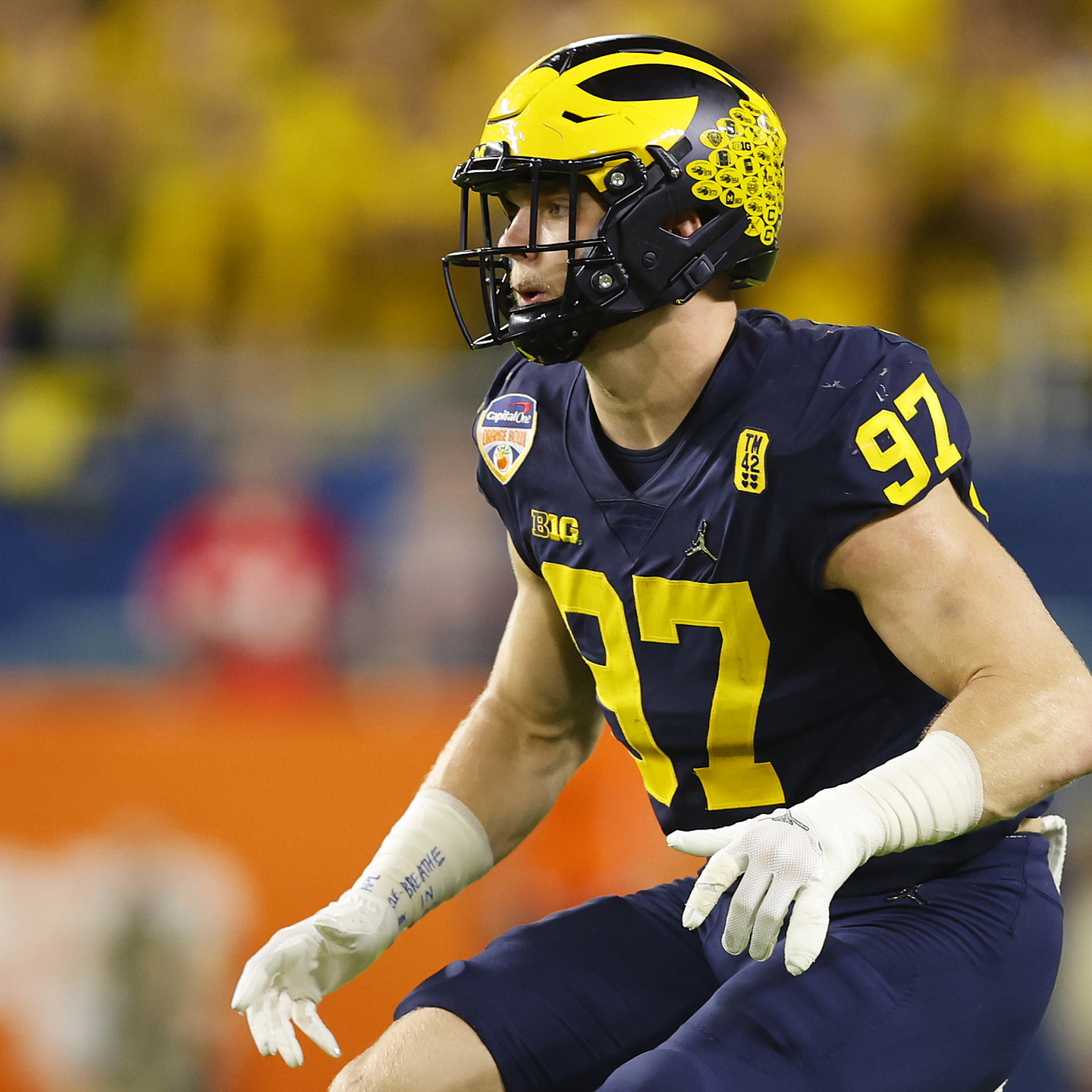 ESPN's Mel Kiper sends Michigan star Aidan Hutchinson to Detroit Lions in  final mock draft 