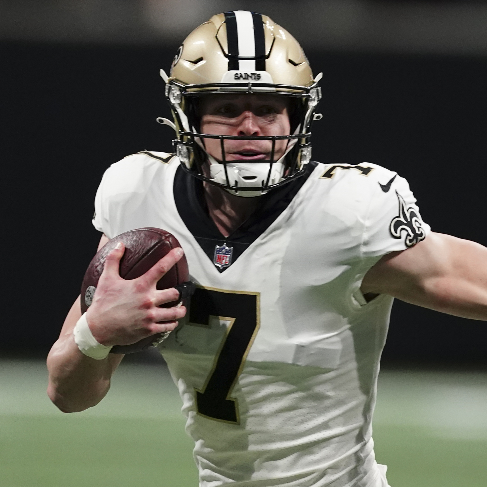 Taysom Hill to Focus on Playing TE After Saints Signed Jameis