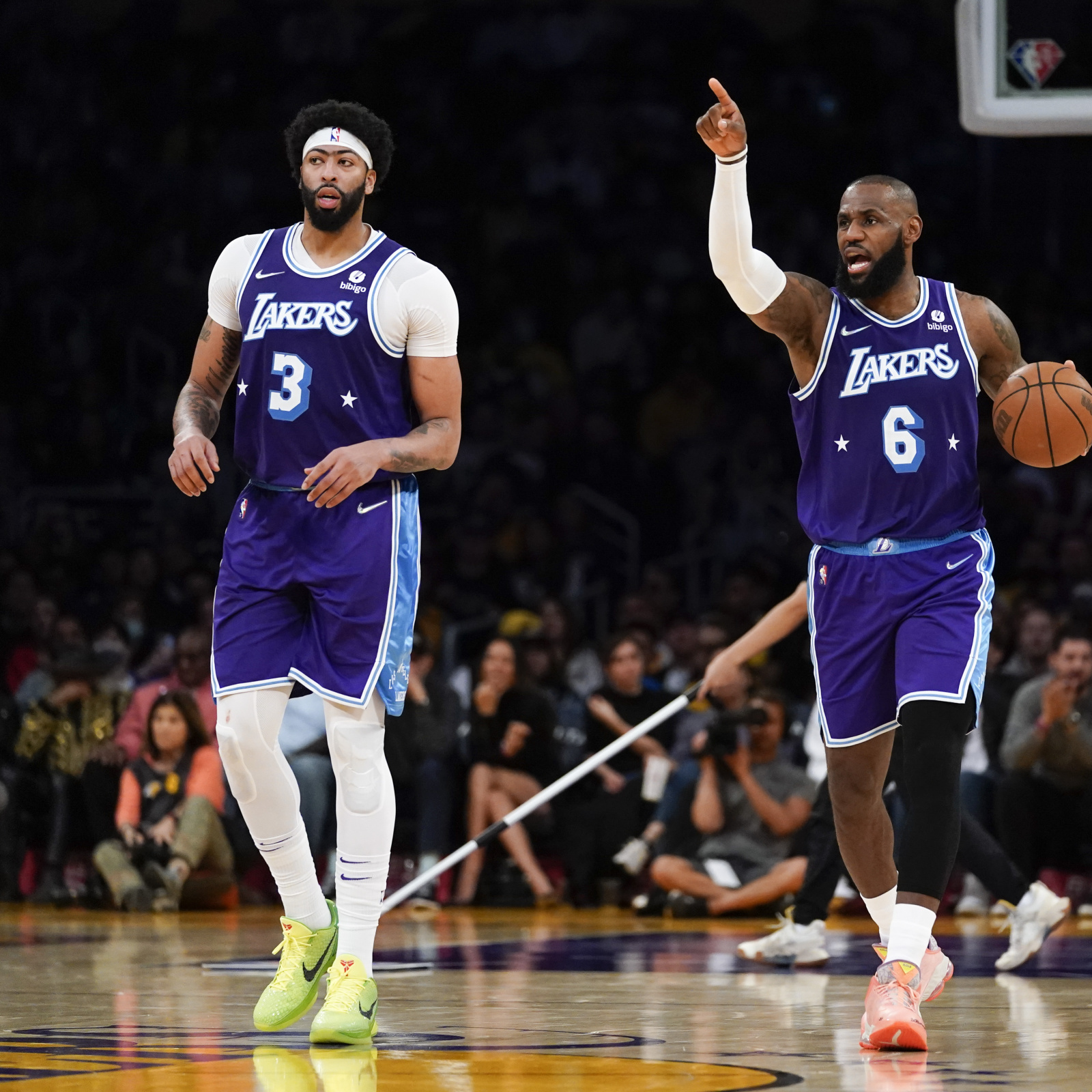 NBA news and highlights: Lakers stay hot, Magic play spoiler and Mavs  dominate Jazz