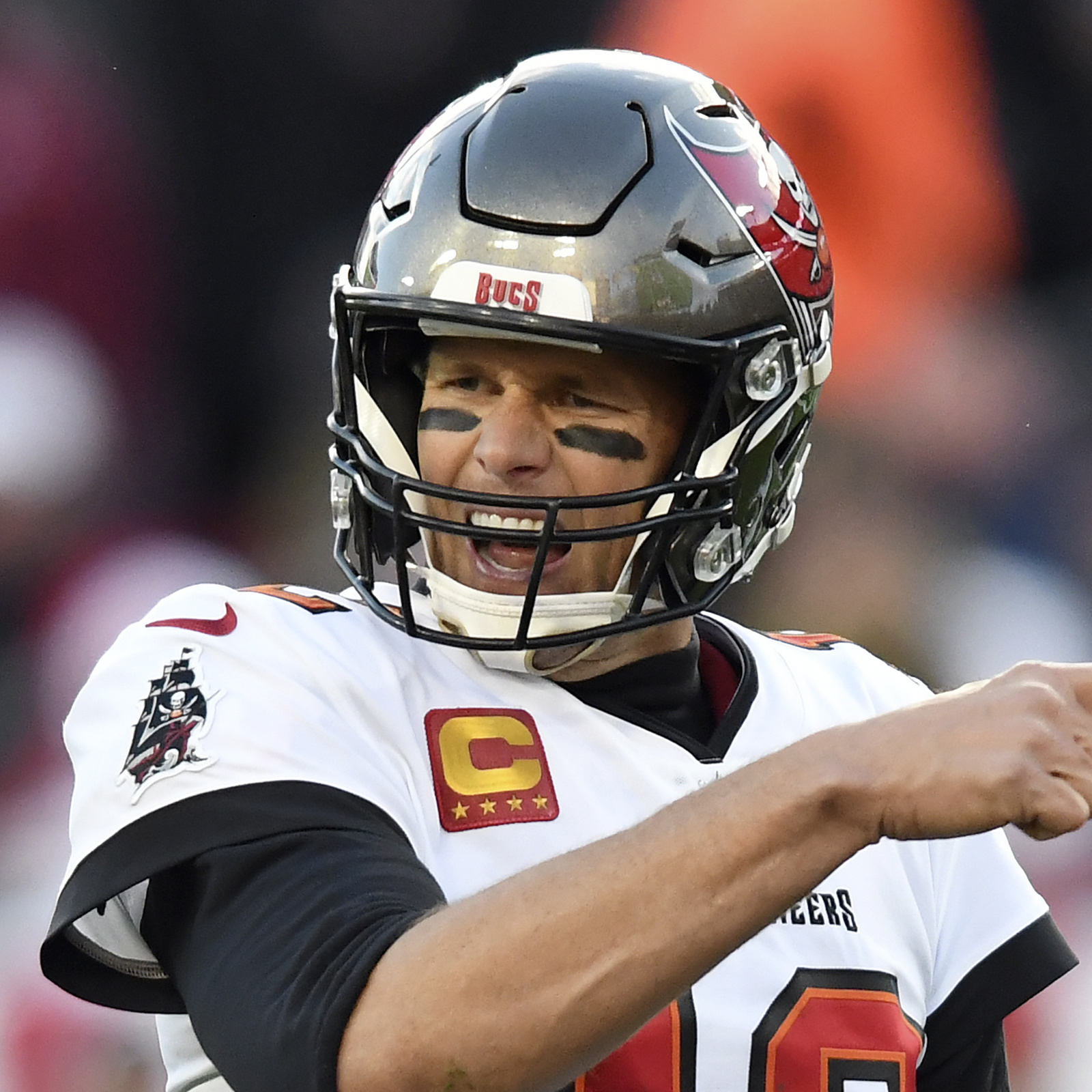 Tom Brady creates $9 million in cap space for Buccaneers after  restructuring contract