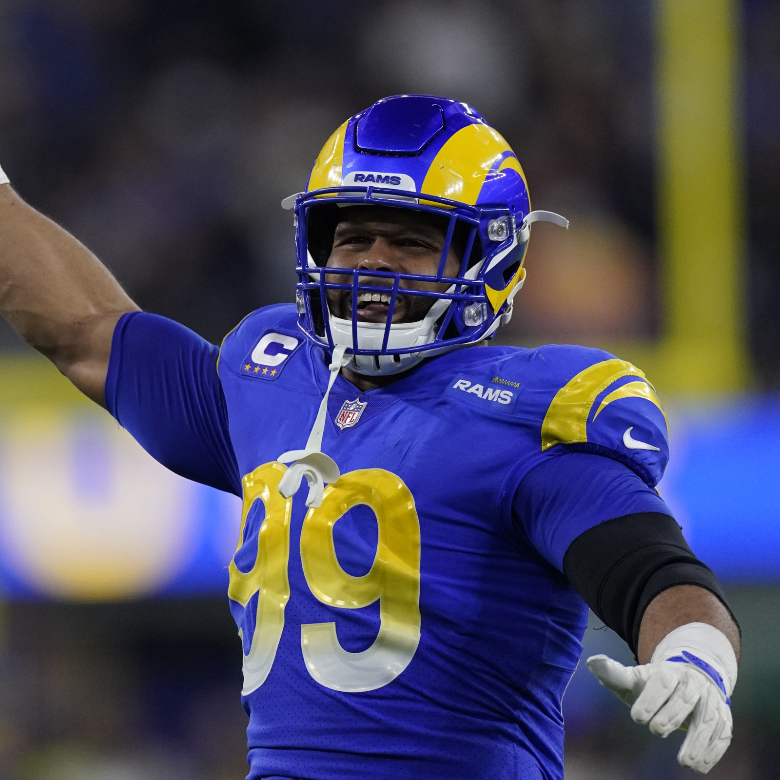 Report: Rams' Aaron Donald Wants Contract as Top-Paid Defender amid  Retirement Rumors, News, Scores, Highlights, Stats, and Rumors