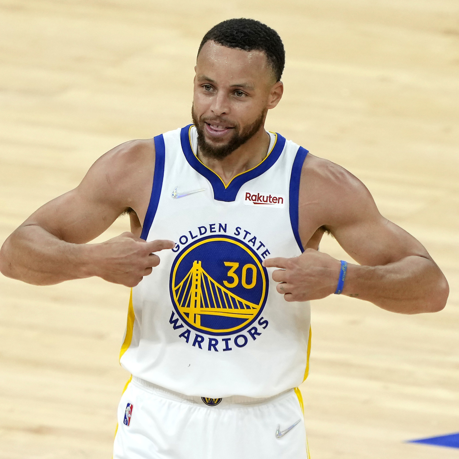 Warriors' Stephen Curry Explains Meaning Behind Viral 'Night