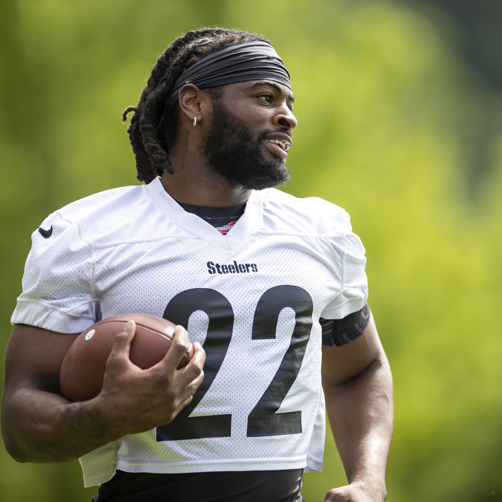 Steelers' Najee Harris wants big workload, not worried about cumulative  effects