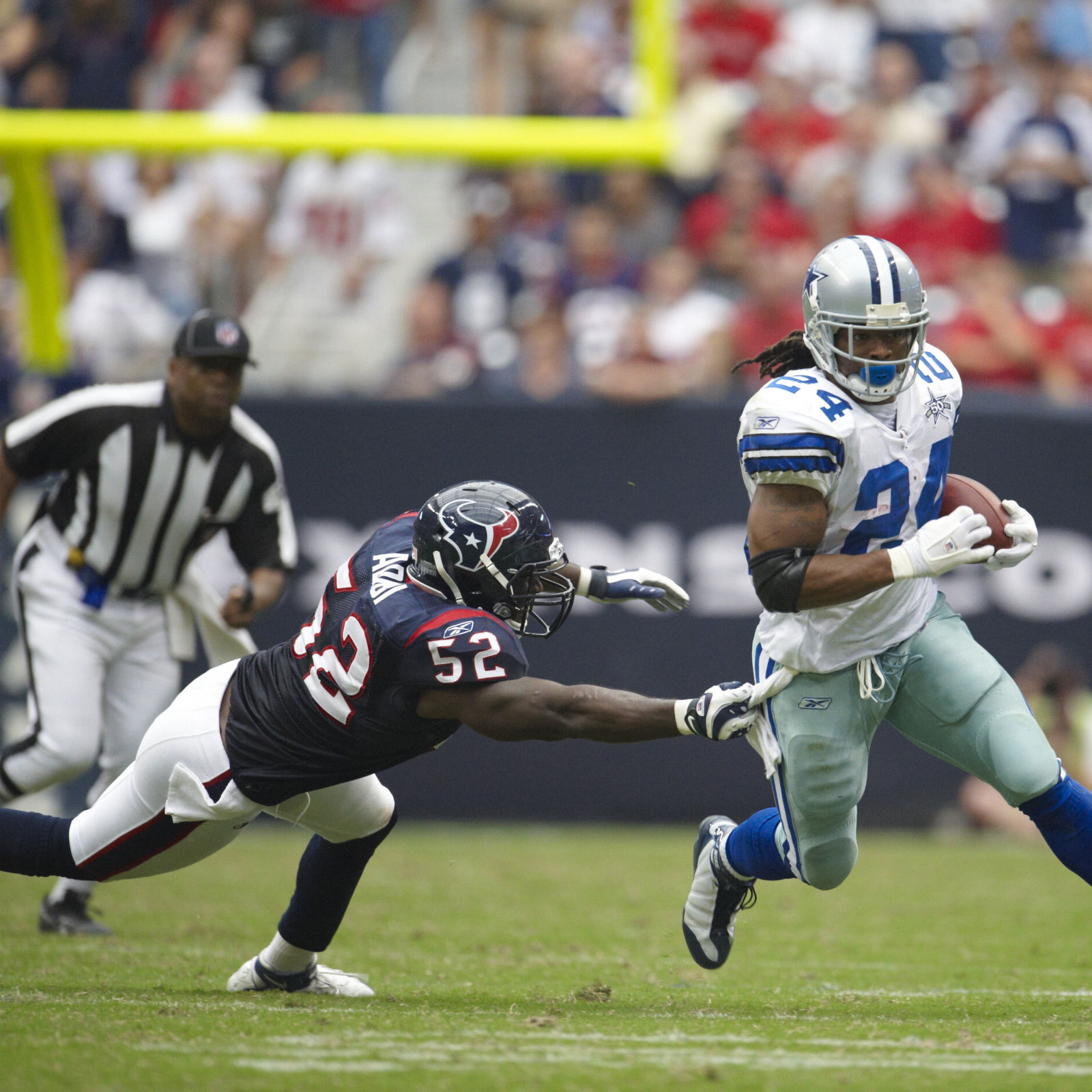 FOX Sports: NFL on X: Former Cowboys RB Marion Barber III, who played 7  seasons in the NFL, has passed away, per the @dallascowboys. Rest in Peace,  Marion. 