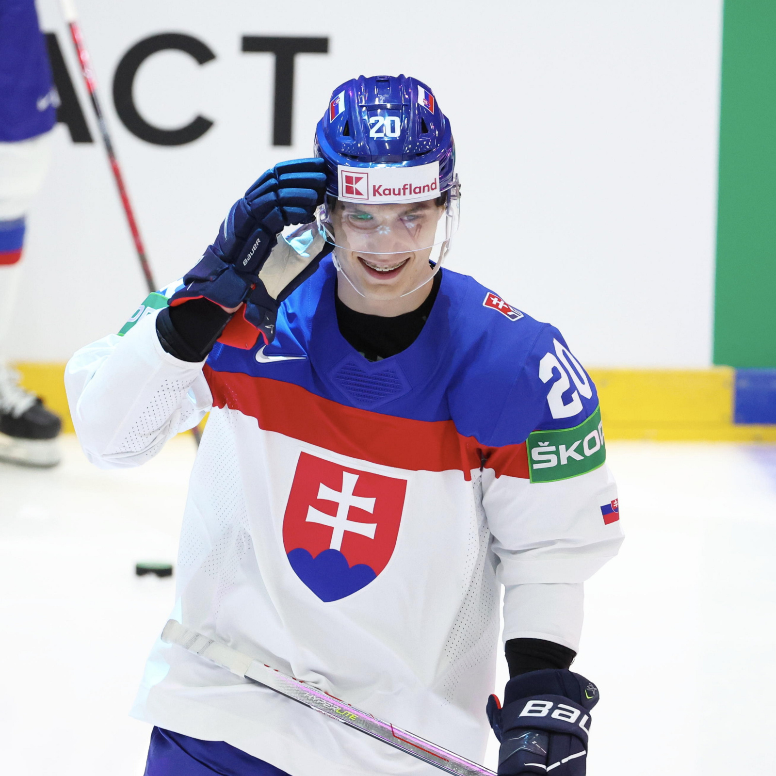 No. 1 NHL Draft pick Juraj Slafkovsky always welcomes high