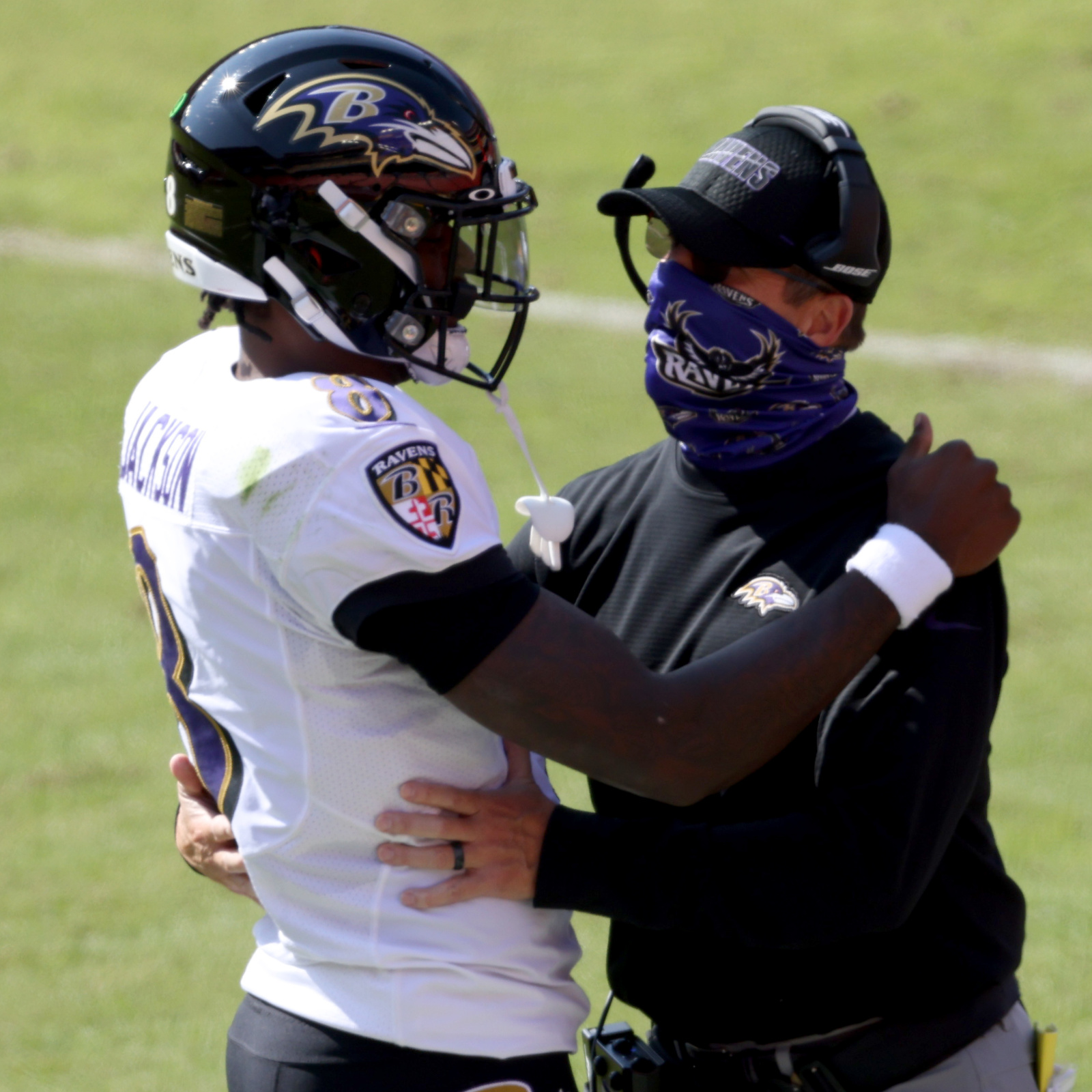 Ravens HC John Harbaugh expects Lamar Jackson at minicamp, 'not worried  about how hard he's working'