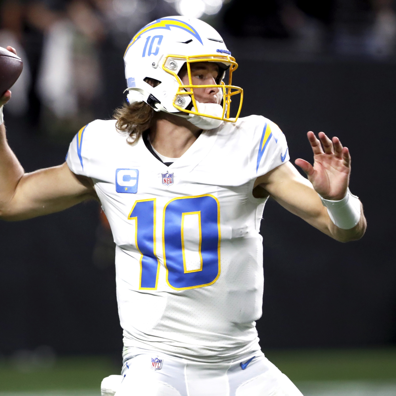 Why Chargers QB Justin Herbert will likely get paid this offseason - ESPN