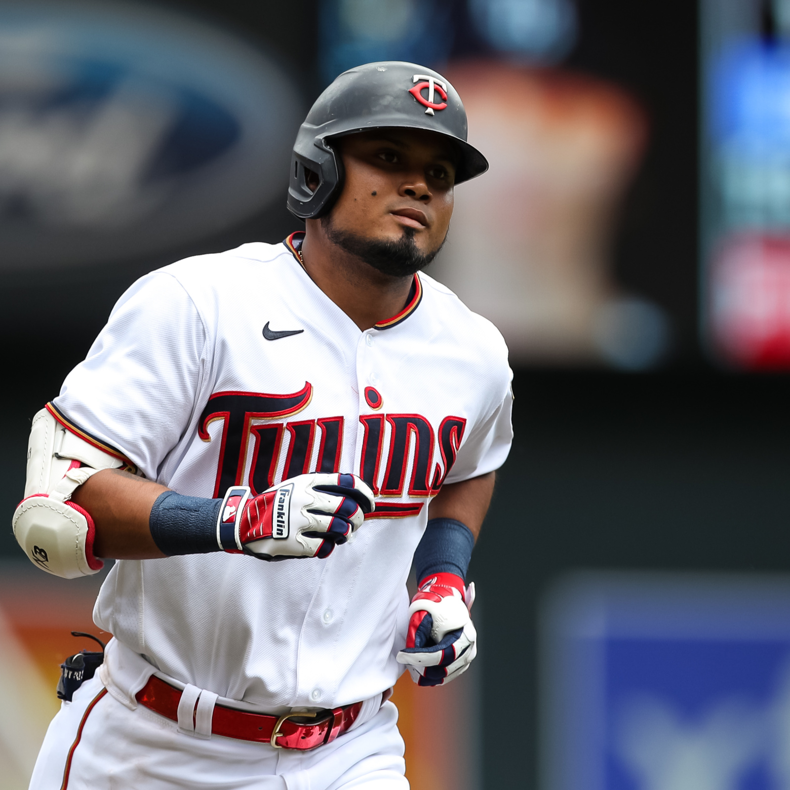 Twins prioritizing Luis Arraez's health over AL batting race with Aaron  Judge