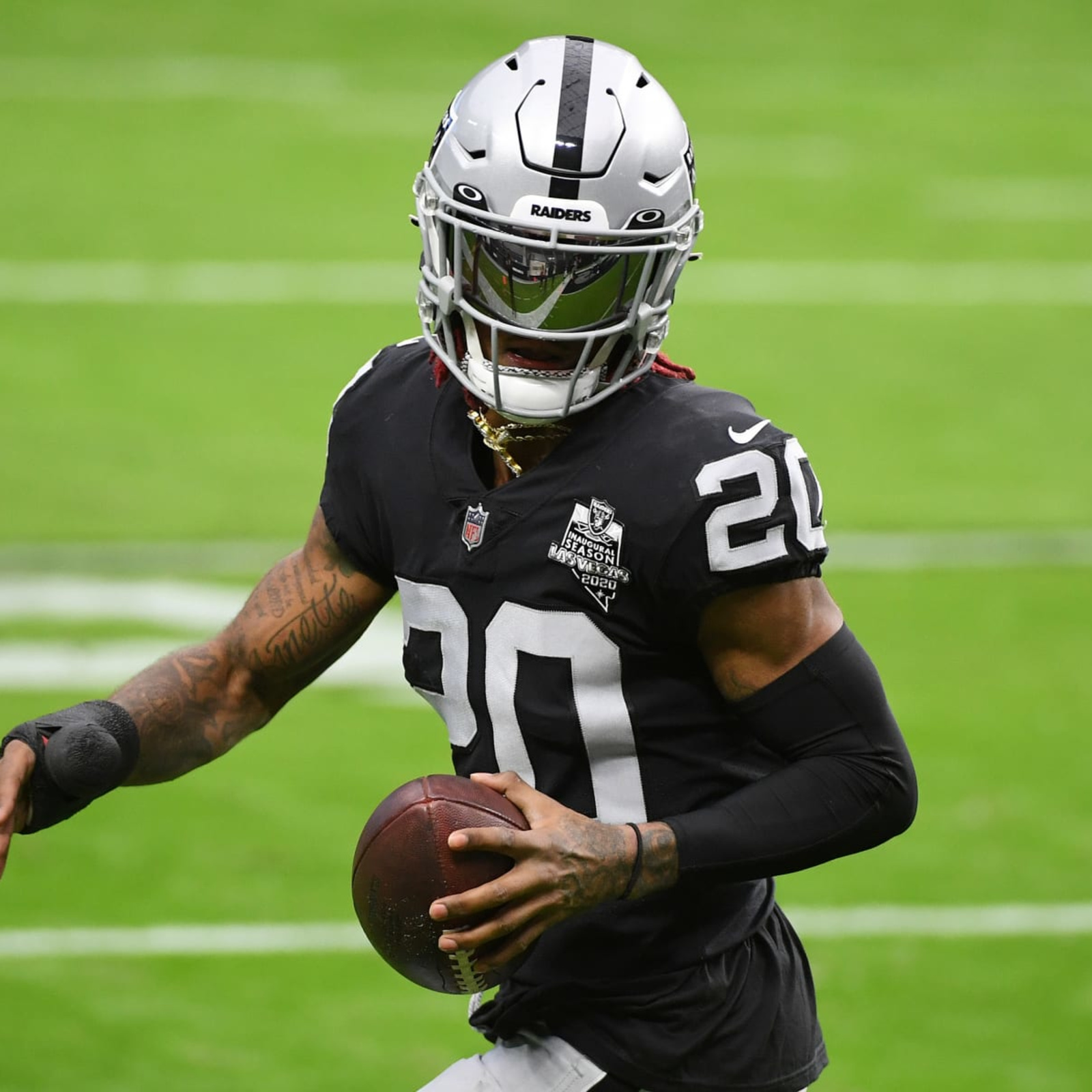 Raiders waive CB Damon Arnette over video post of gun threat