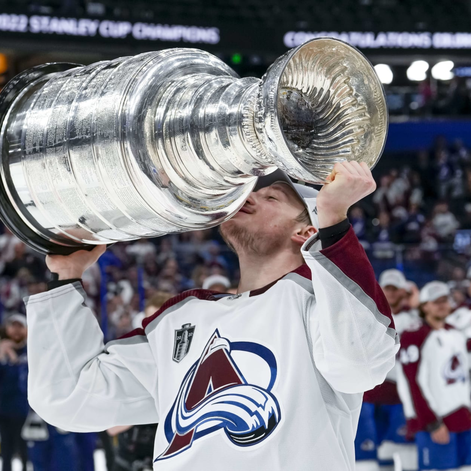 The Avalanche's Stanley Cup 2023 odds are in. Here's how oddsmakers think  Colorado's chances are.